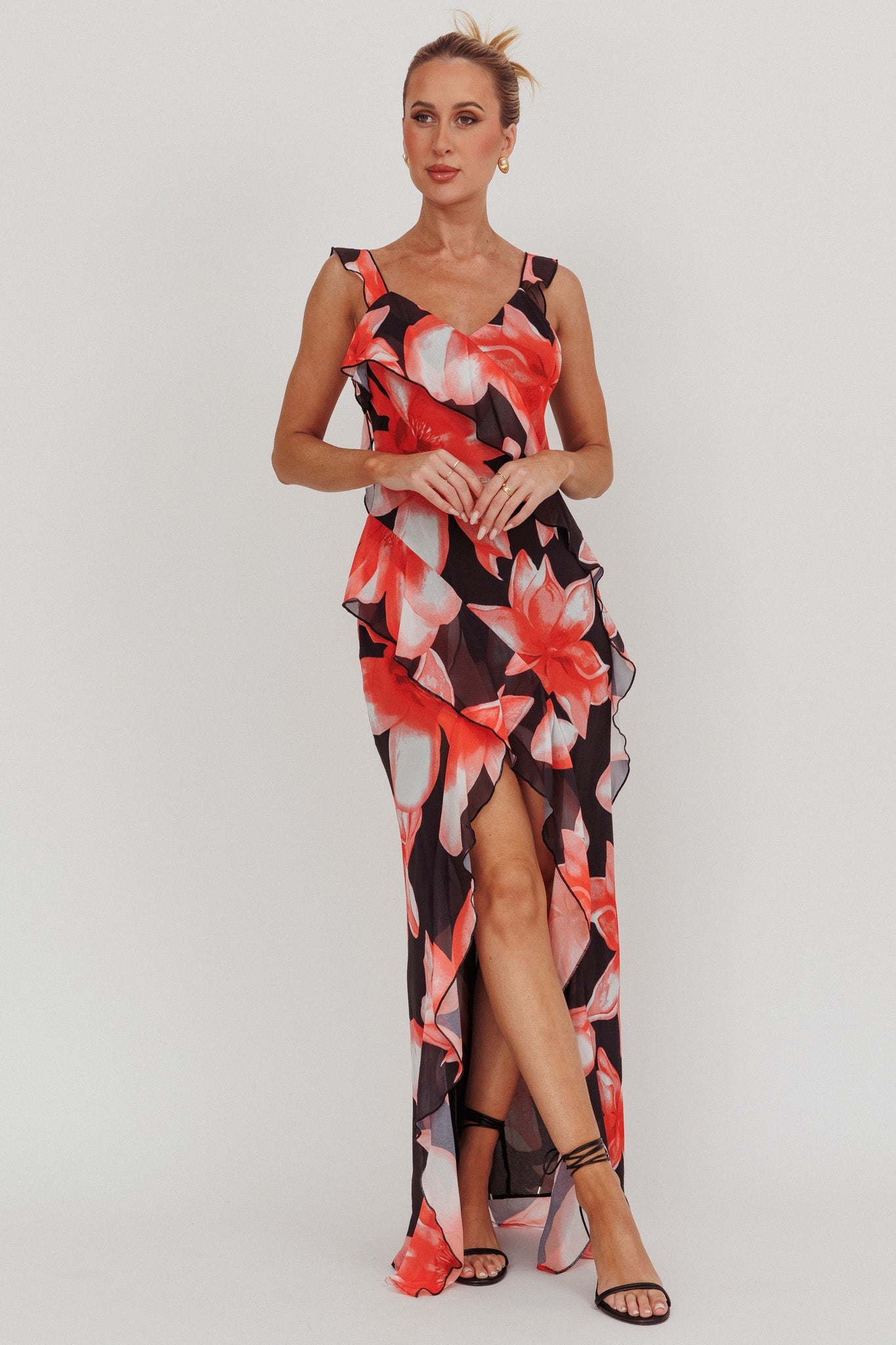 Joyride Floral Ruffle Maxi Dress Black/Red-Maymioy
