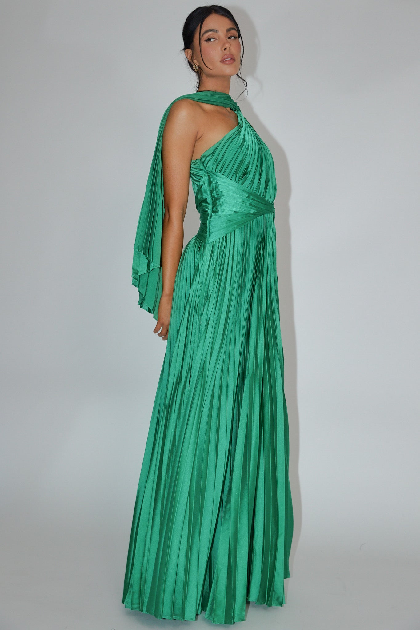 Laxmi Accordion Pleat Maxi Dress Kelly Green-Maymioy