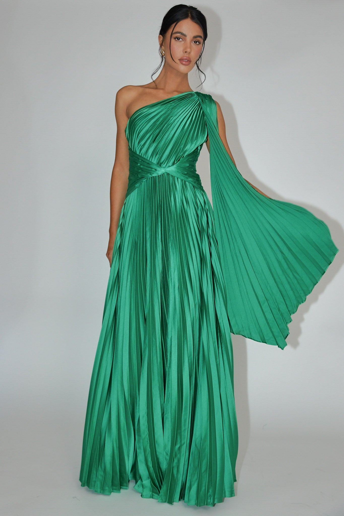 Laxmi Accordion Pleat Maxi Dress Kelly Green-Maymioy