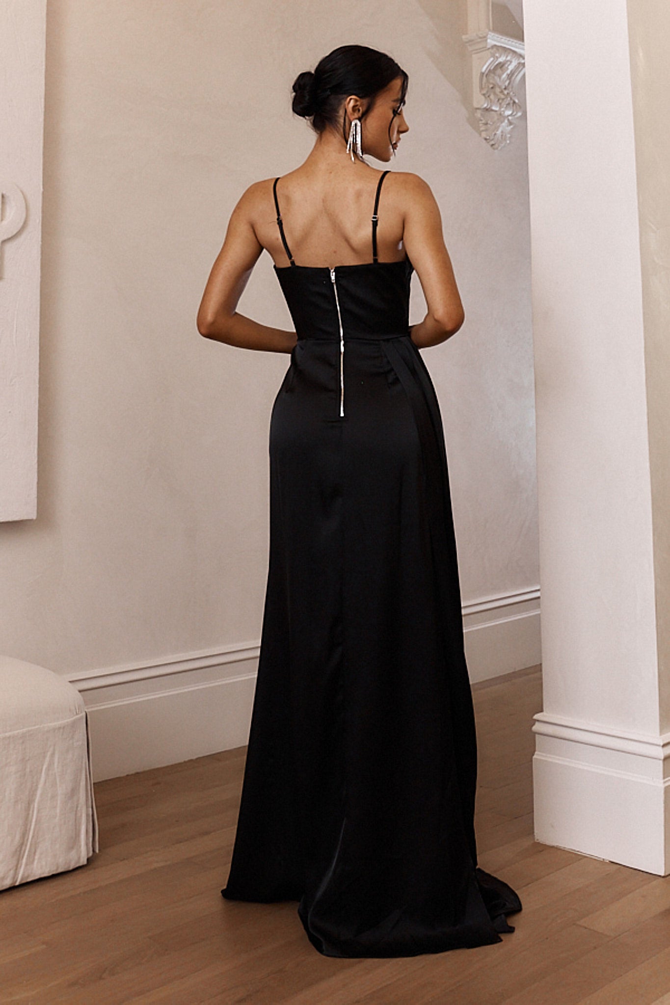 Secret Sweetheart Neckline Split Maxi Dress Black-Maymioy