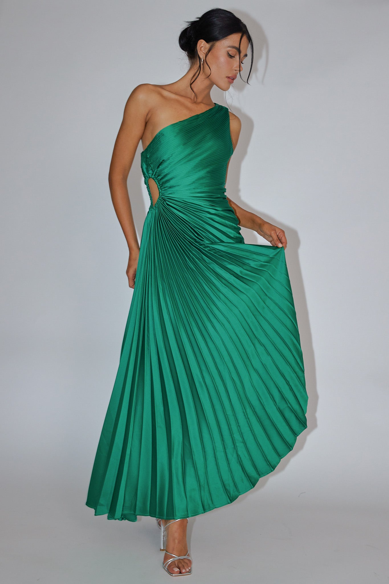 Brooklynn One-Shoulder Accordion Pleat Dress Kelly Green-Maymioy