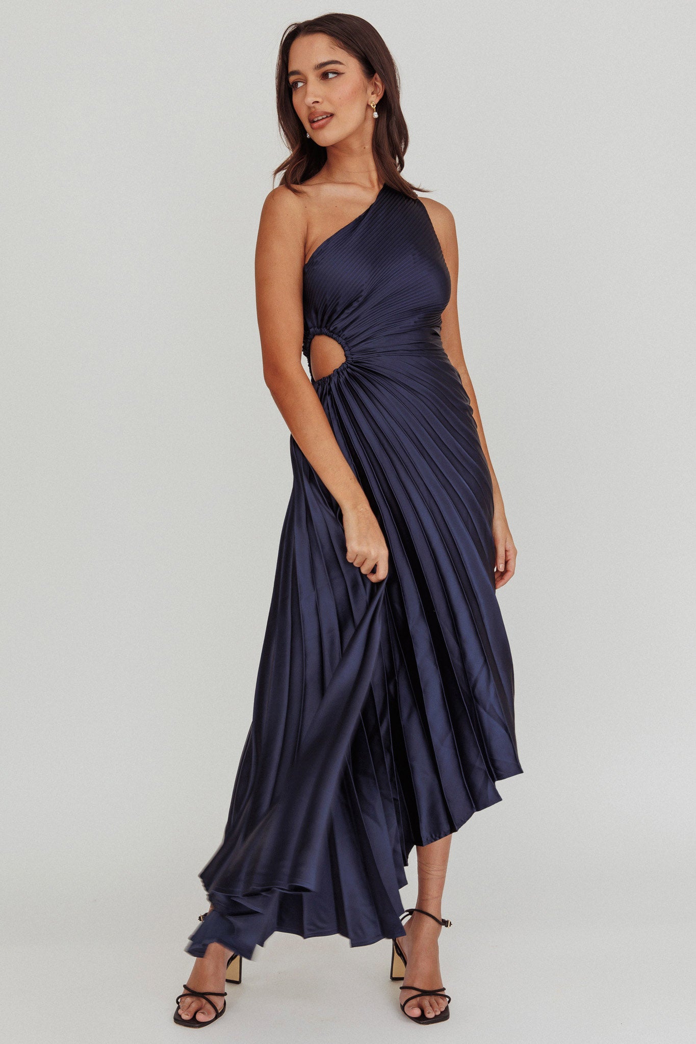 Brooklynn One-Shoulder Accordion Pleat Midi Dress Navy-Maymioy