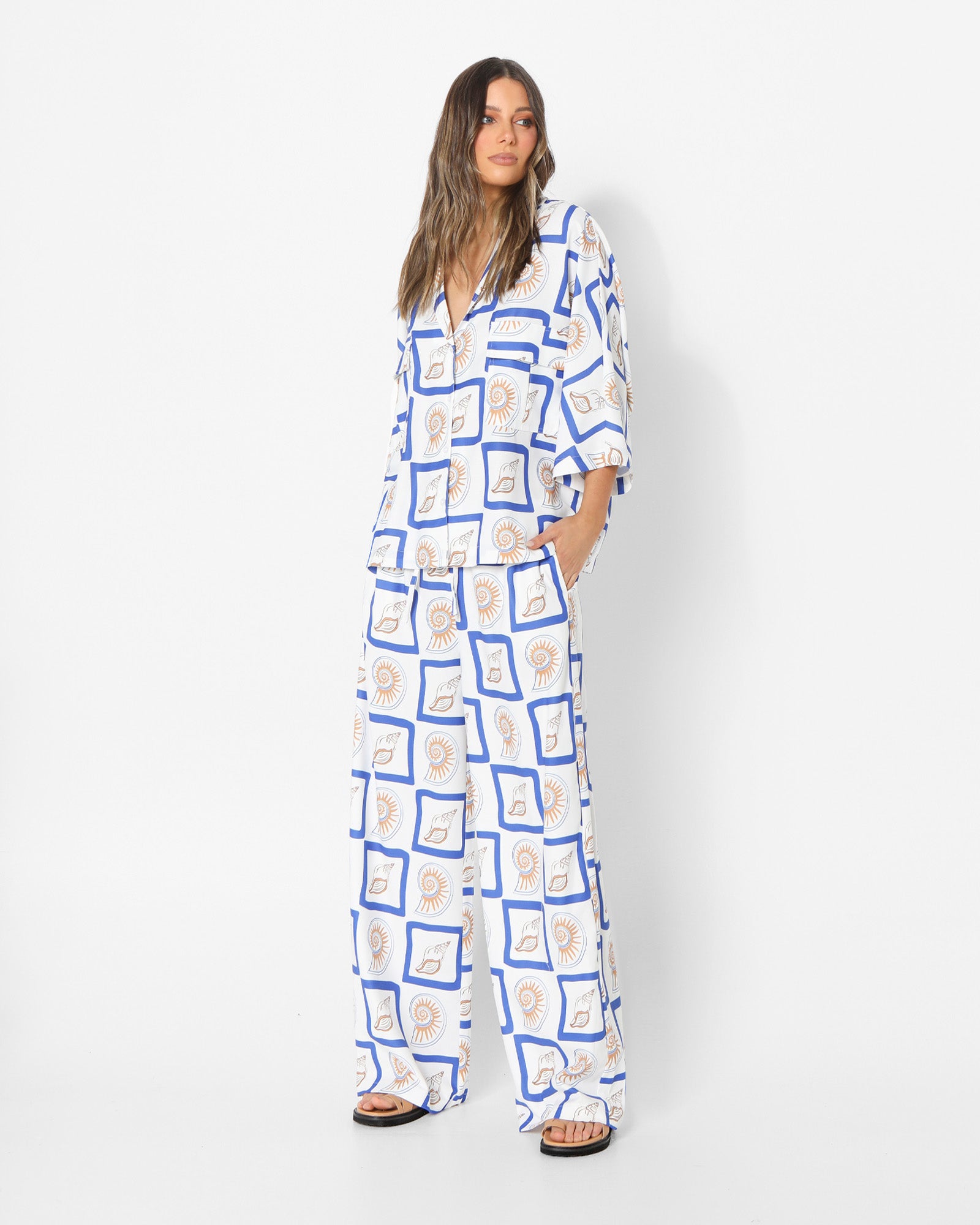 LOST IN LUNAR Zeni Pants Shell Print-Maymioy
