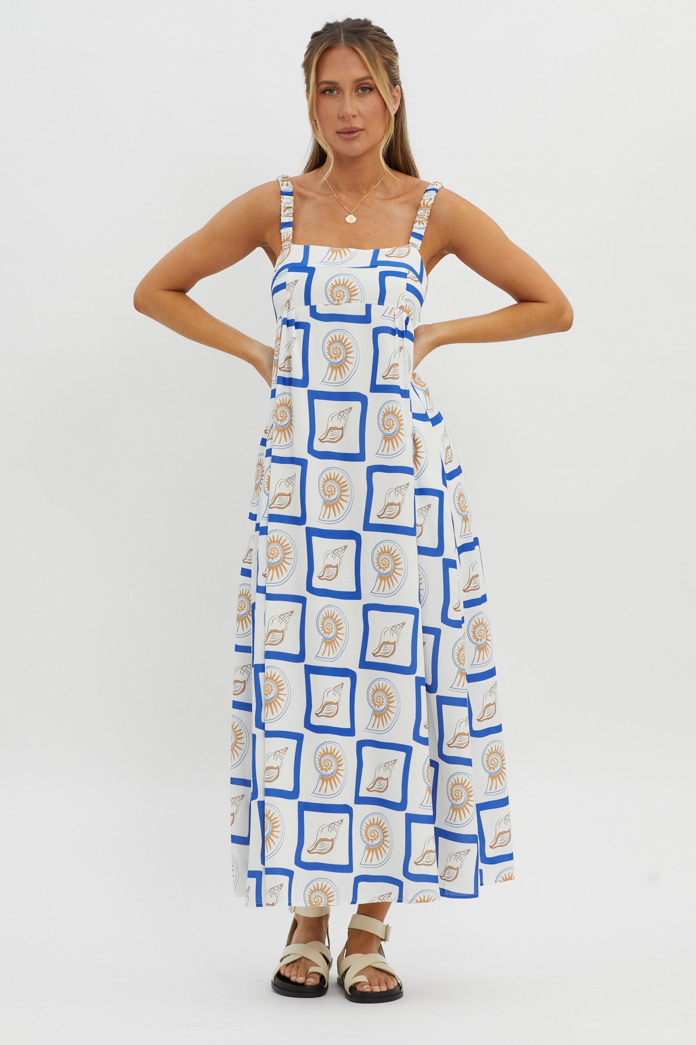 LOST IN LUNAR Katie Maxi Dress Shell Print-Maymioy
