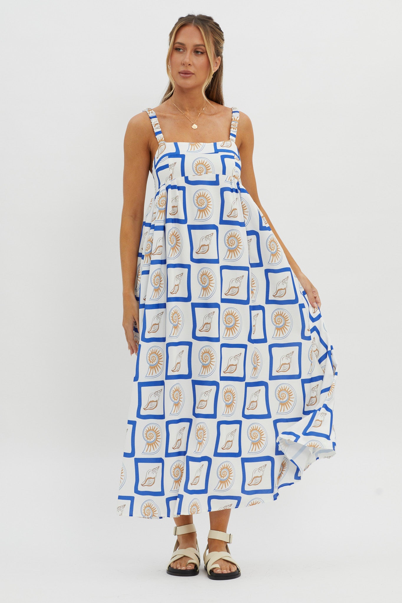 LOST IN LUNAR Katie Maxi Dress Shell Print-Maymioy
