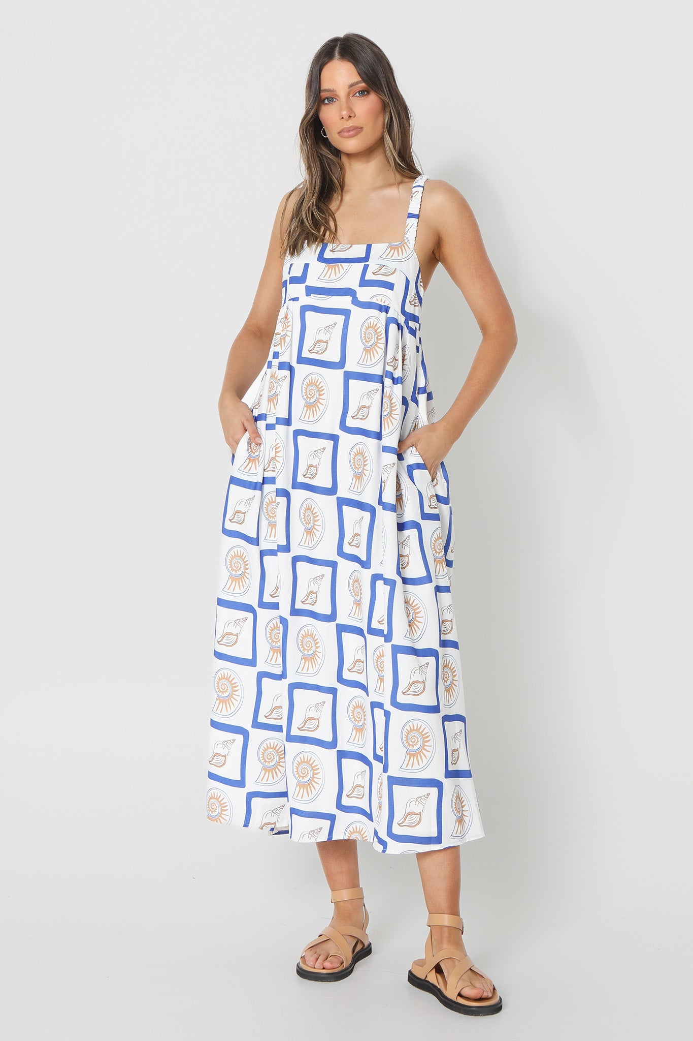 LOST IN LUNAR Katie Maxi Dress Shell Print-Maymioy