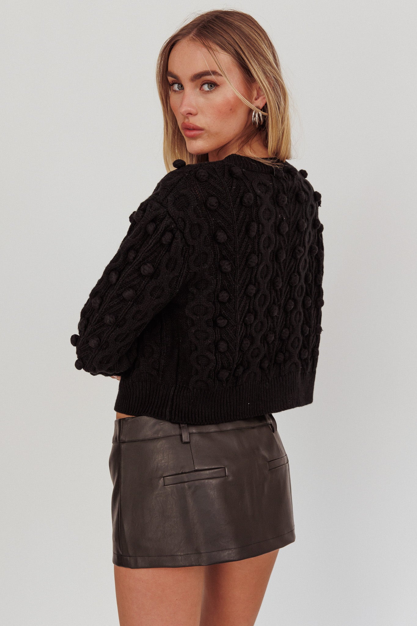 Tera Velvet Bow Cardigan Black-Maymioy