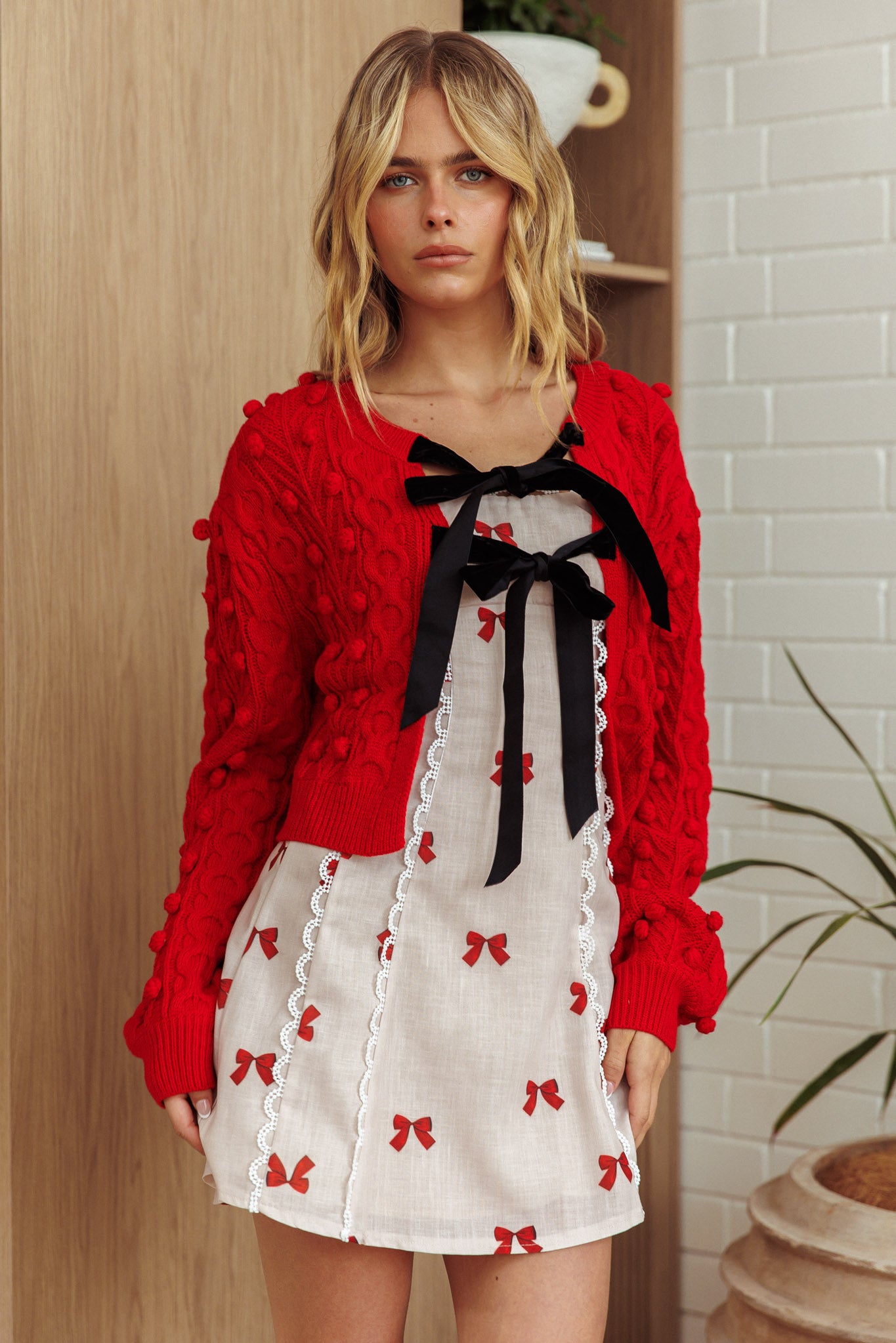 Tera Velvet Bow Cardigan Red-Maymioy