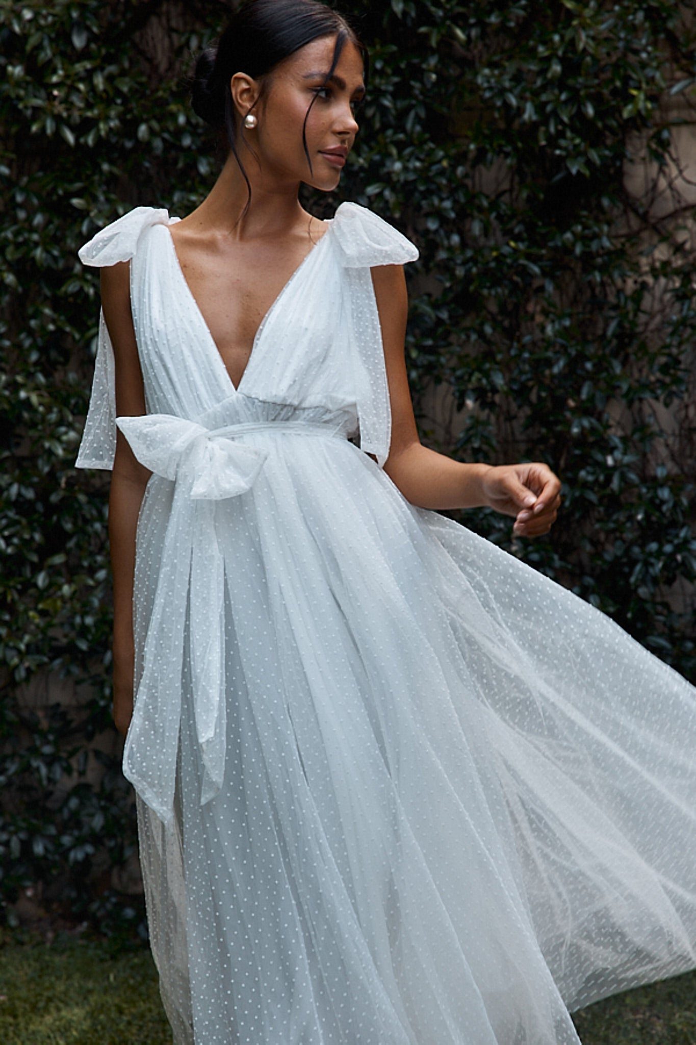 First Waltz Bow Shoulder Hail Spot Midi Dress Off White-Maymioy