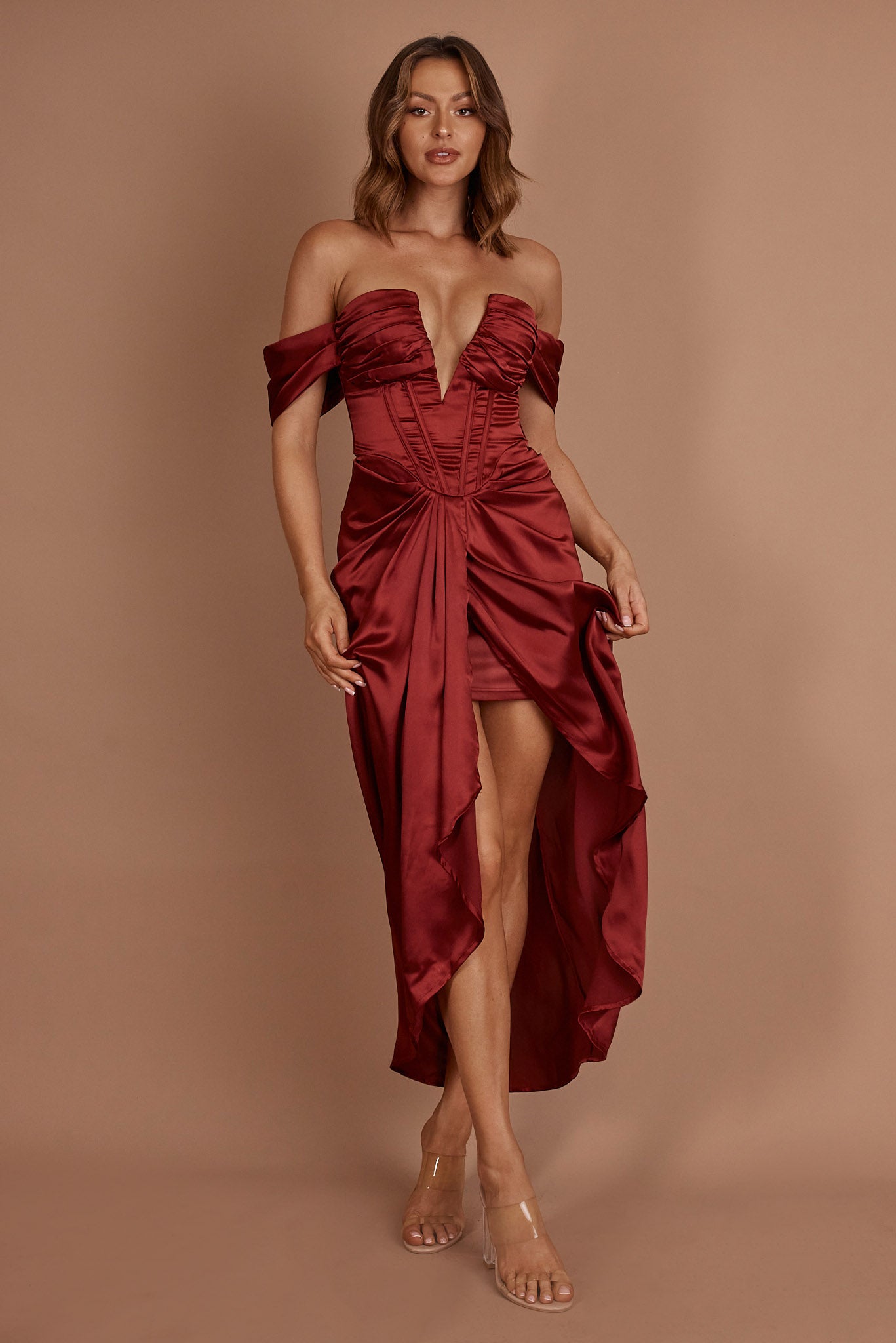 Mariesa Plunging Neckline Dress Red-Maymioy