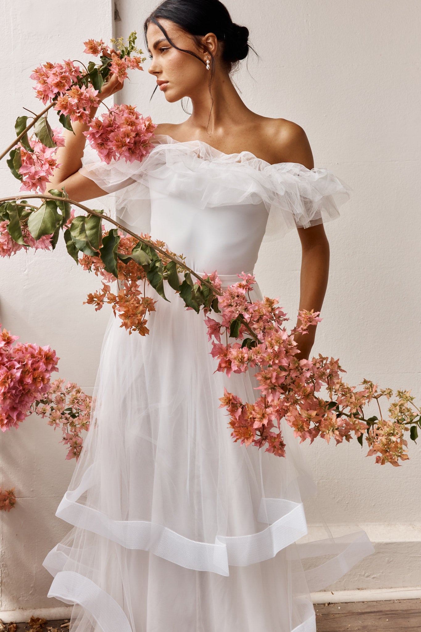 Gianni Ruffle Off-Shoulder Bodysuit White-Maymioy