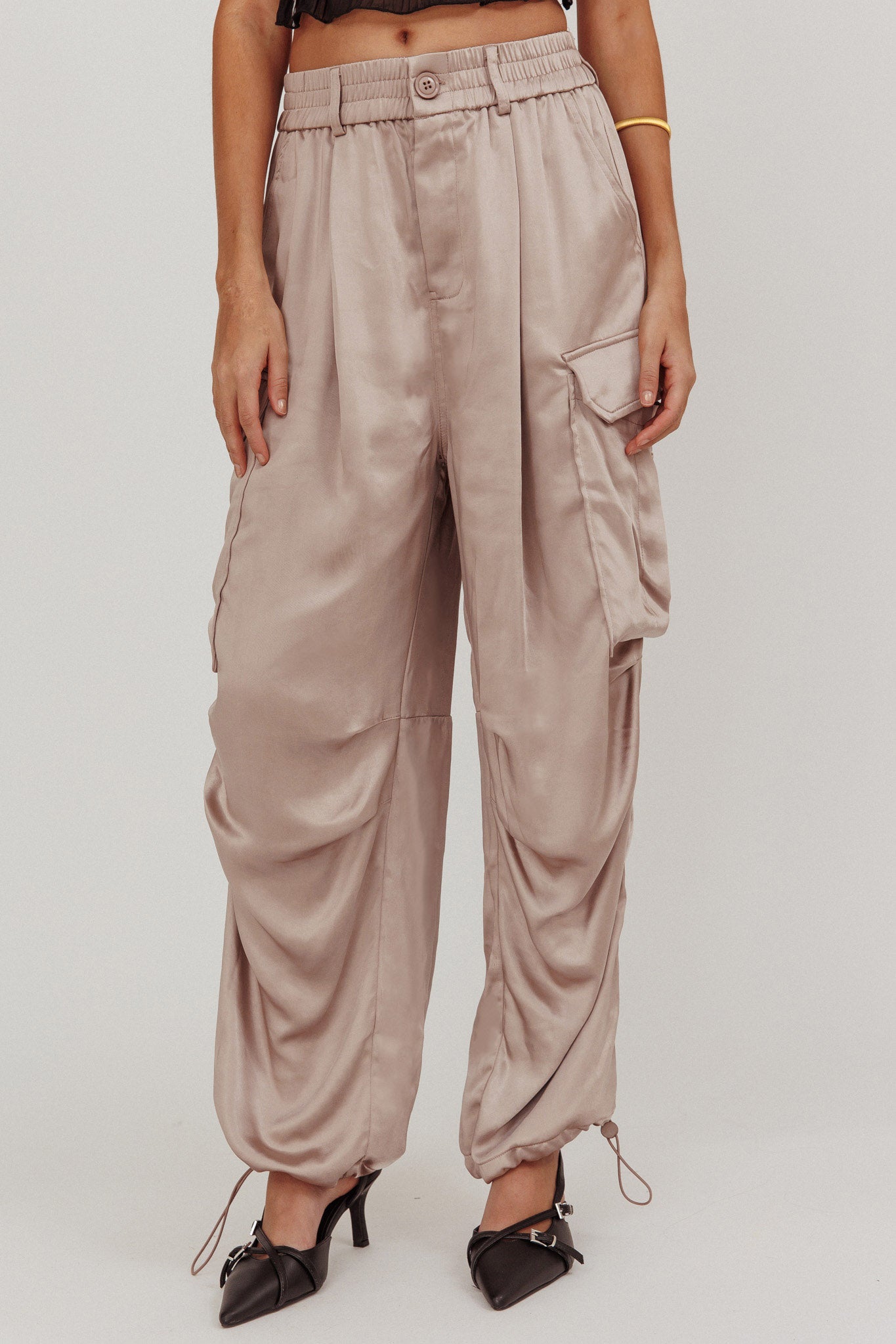 Betty Satin Cargo Pant Mink-Maymioy