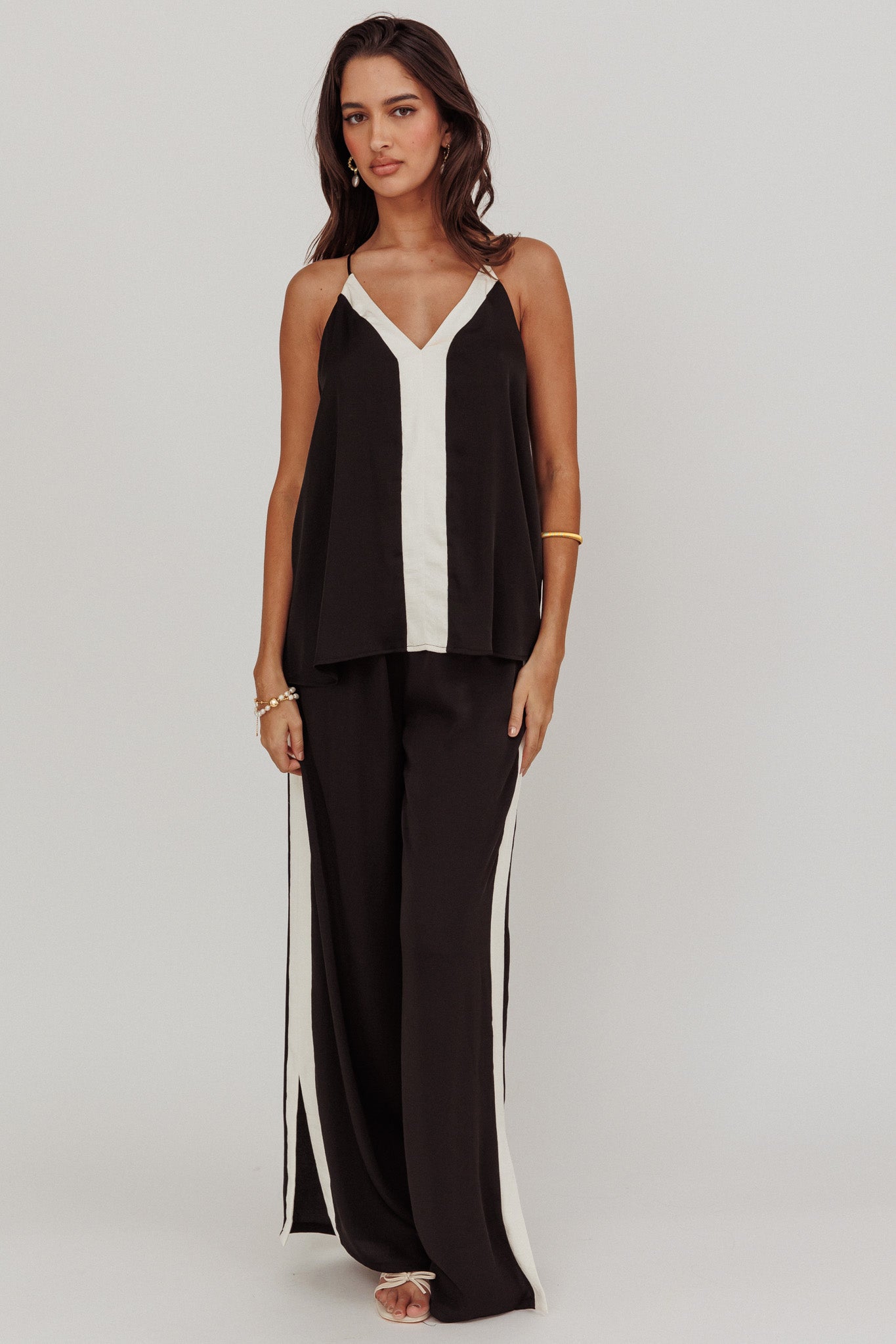 Unwritten Wide Leg Pant Black-Maymioy