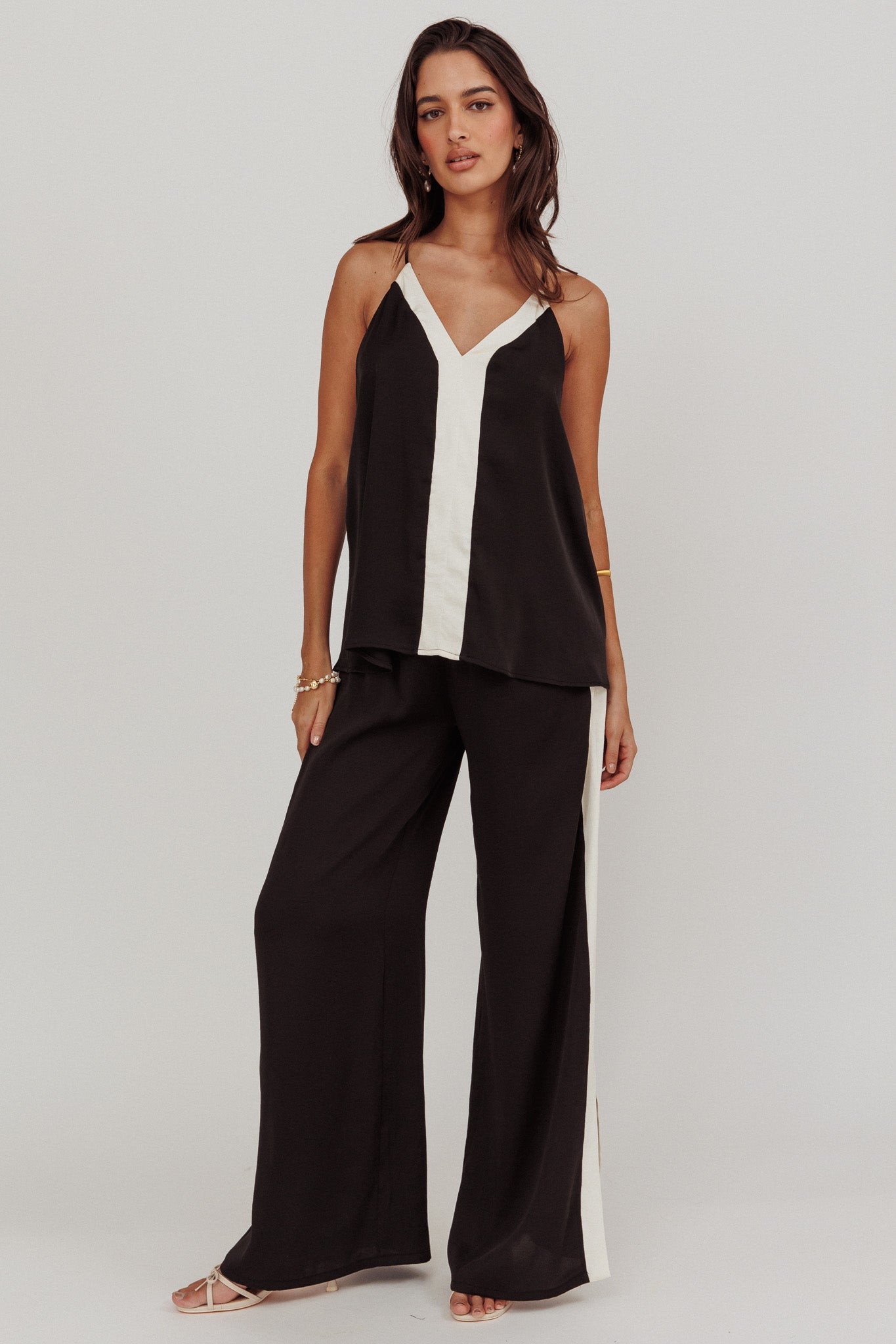 Unwritten Wide Leg Pant Black-Maymioy