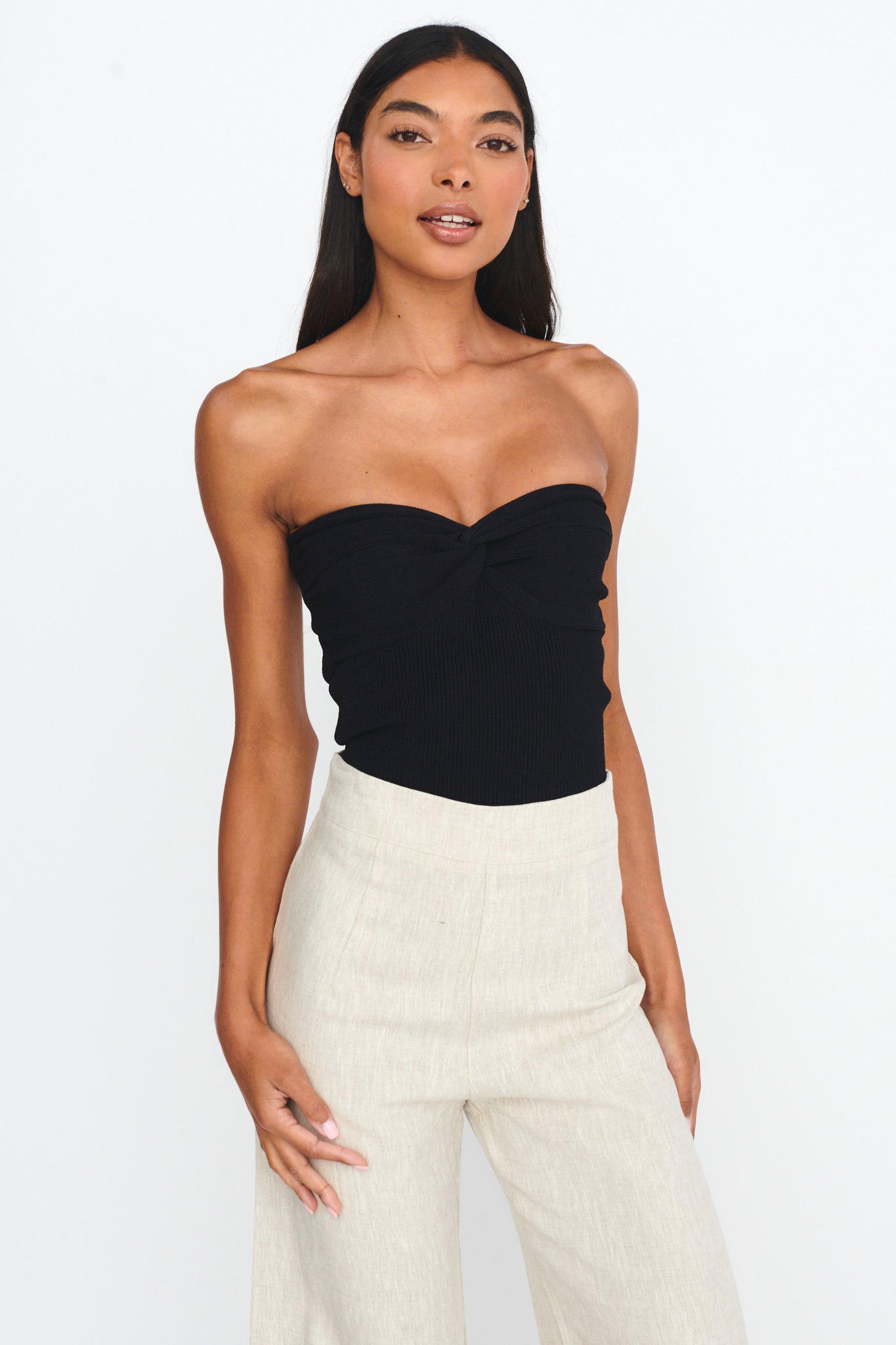 Teagan Strapless Ribbed Knit Top Black-Maymioy