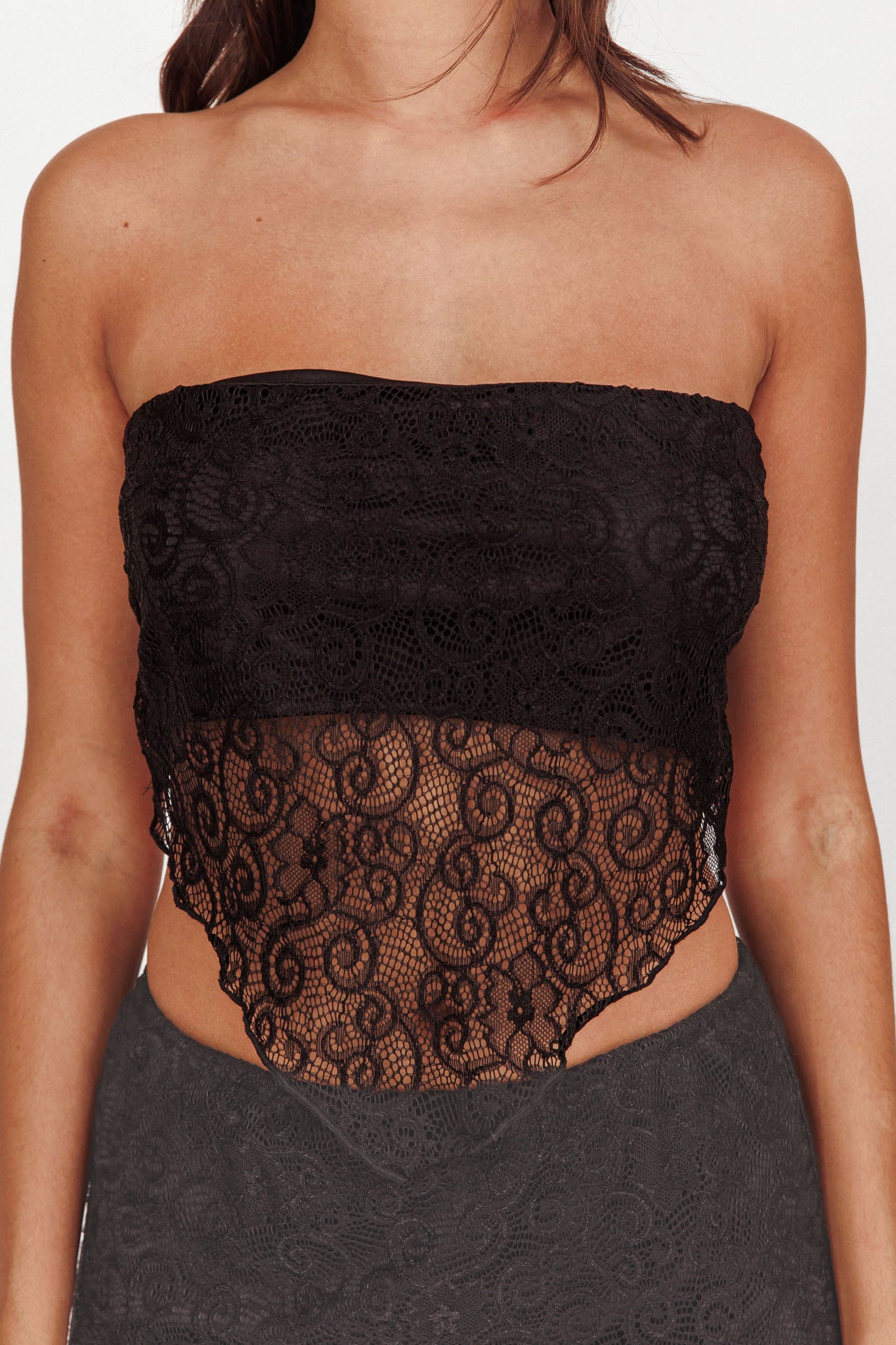 Sweet Words V-Hem Lace Scarf Top Black-Maymioy