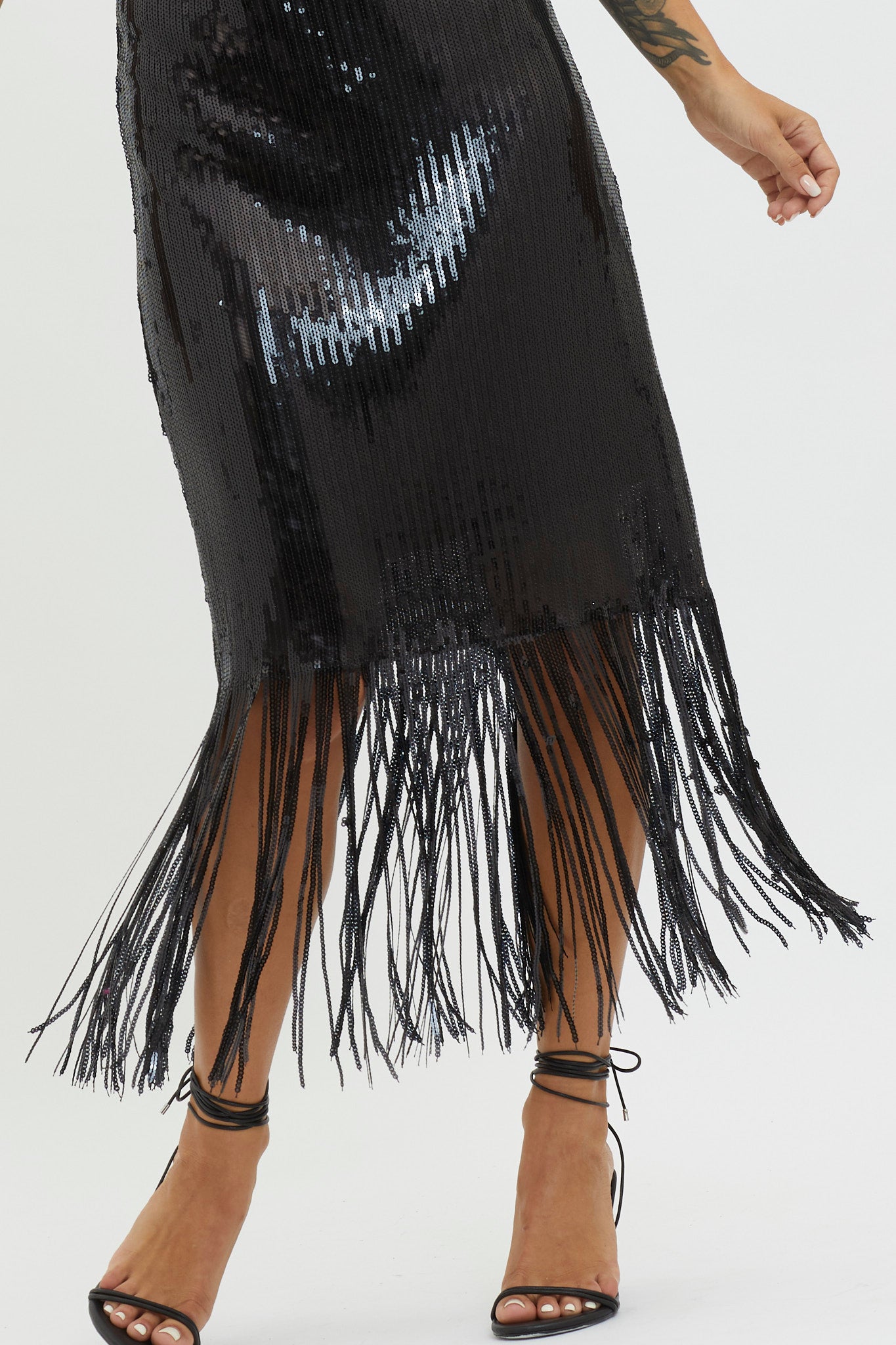 Halo Moon Sequin Fringe Midi Dress Black-Maymioy