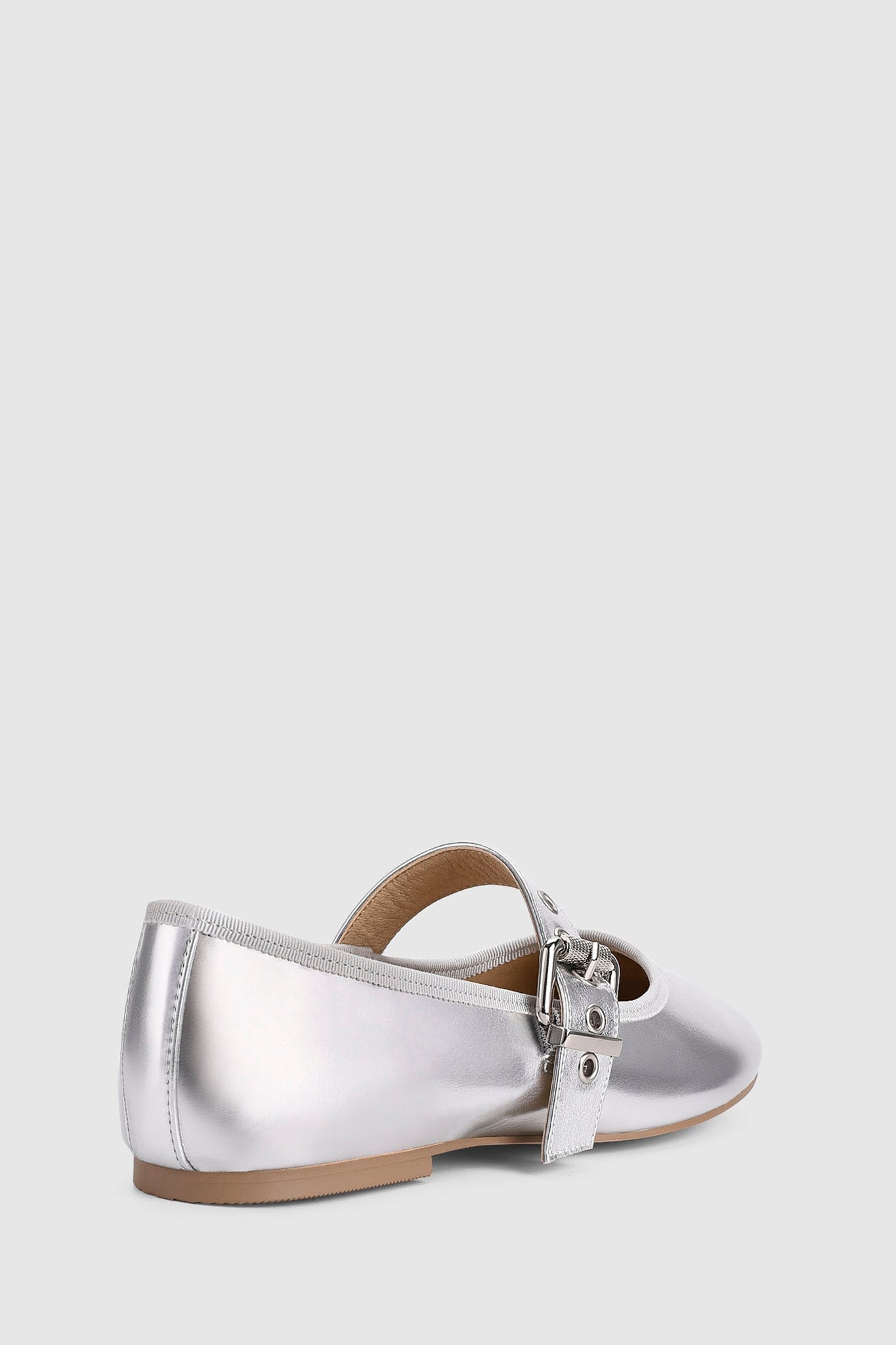 VERALi Banks Buckled Mary-Jane Flats Silver-Maymioy