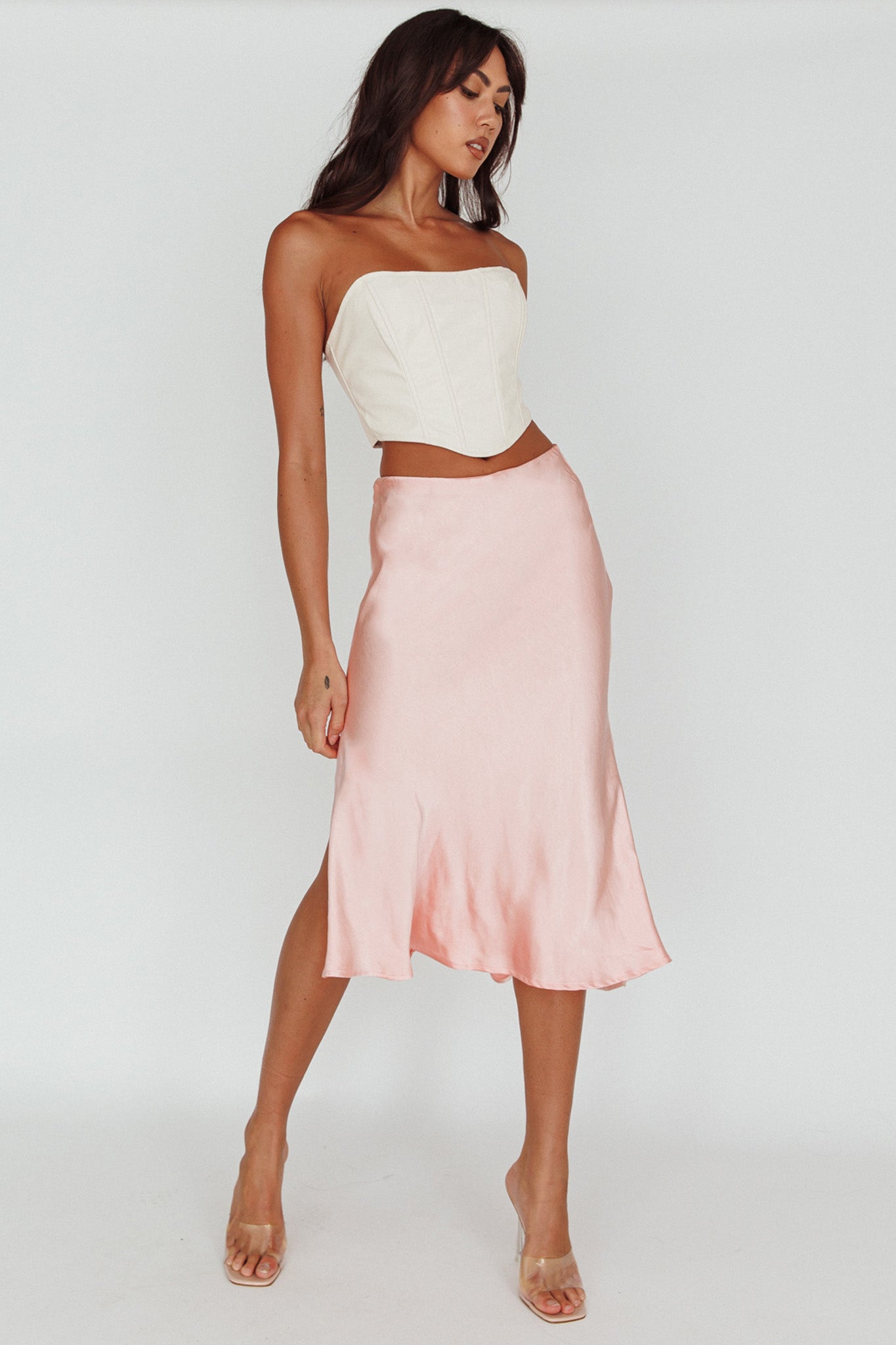 Daze Satin Midi Skirt Pink-Maymioy