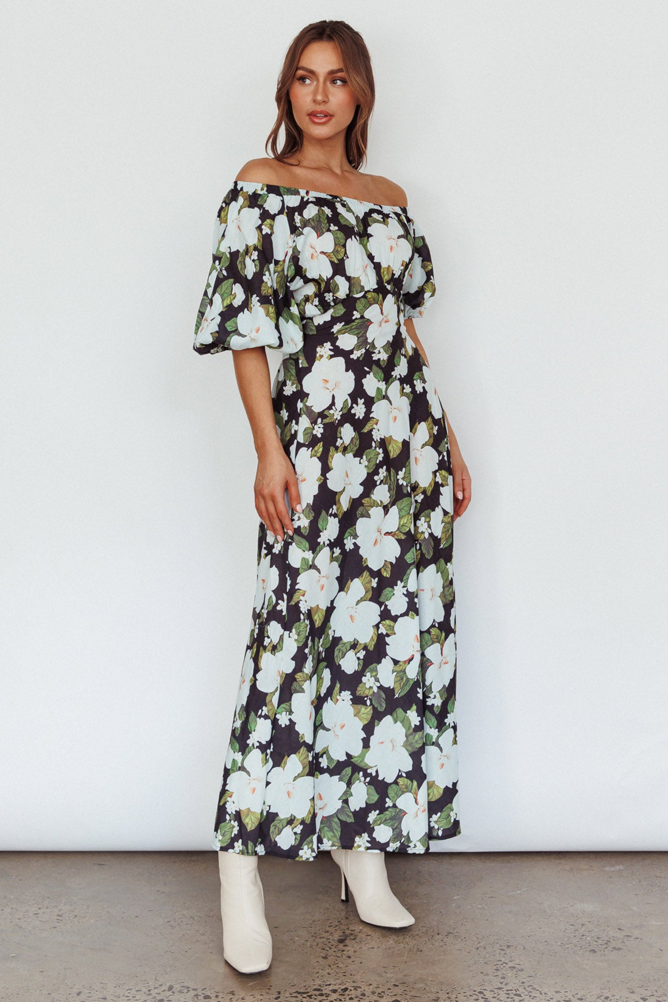 Momentum Off Shoulder Maxi Dress Floral Black-Maymioy