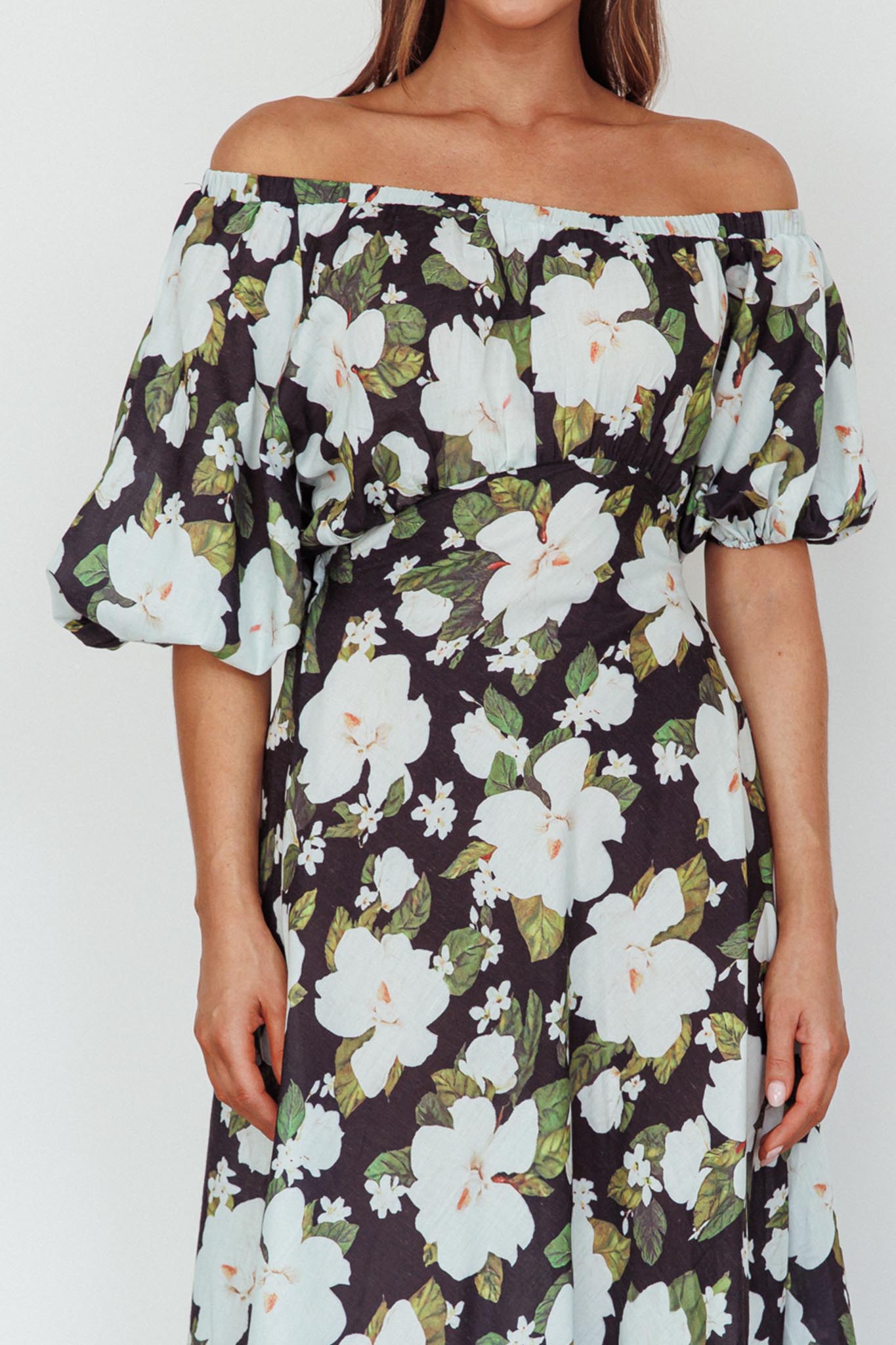 Momentum Off Shoulder Maxi Dress Floral Black-Maymioy