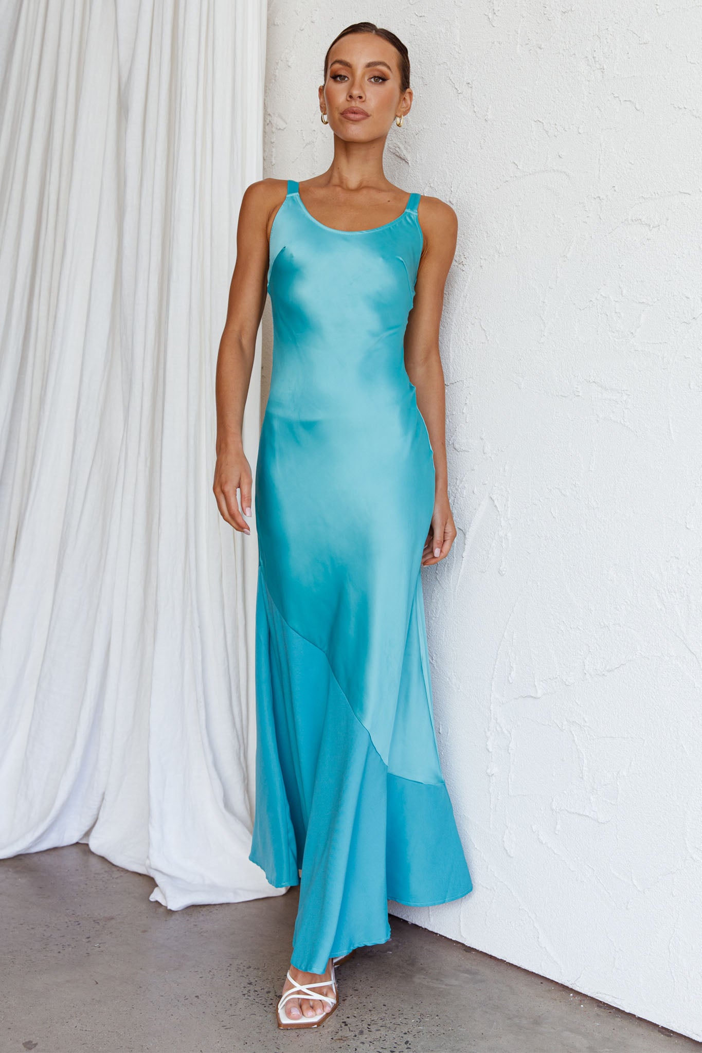 Front Row Scoop Neck Midi Dress Teal-Maymioy