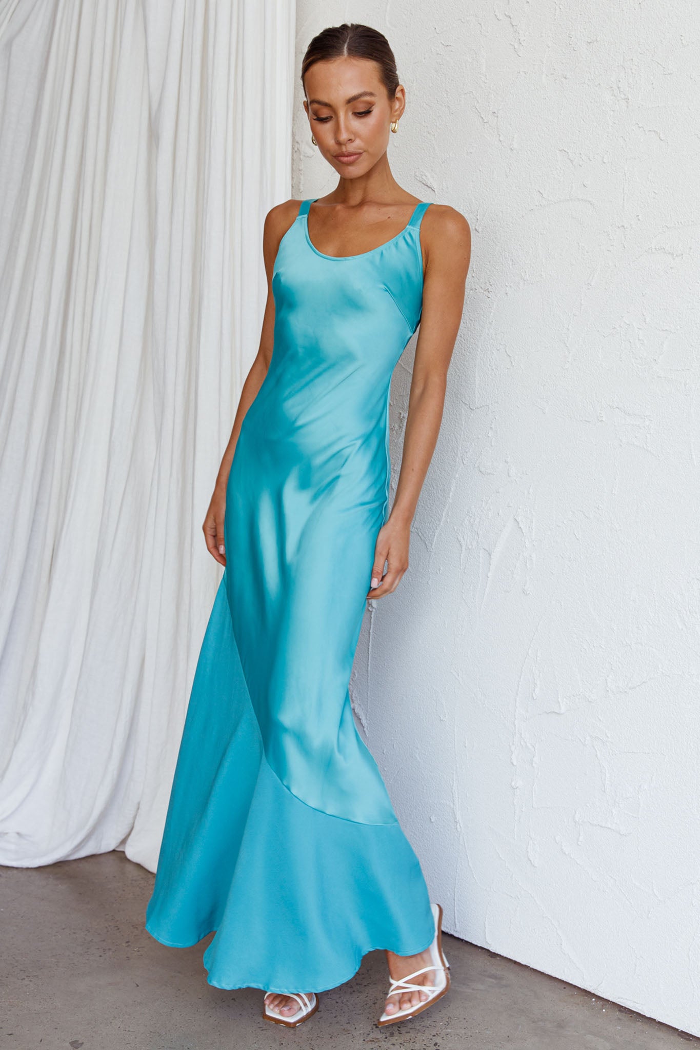Front Row Scoop Neck Midi Dress Teal-Maymioy