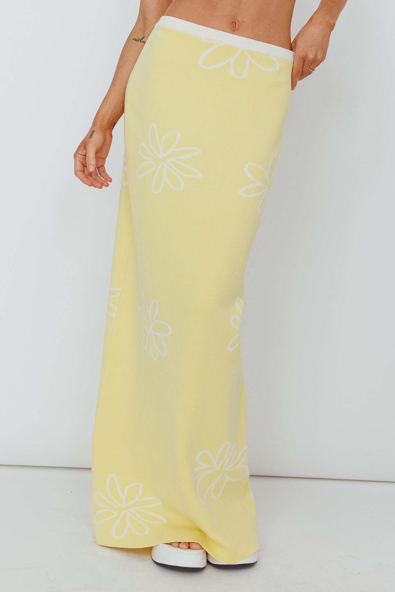 Sunland Knit Maxi Skirt Flower Light Lemon-Maymioy