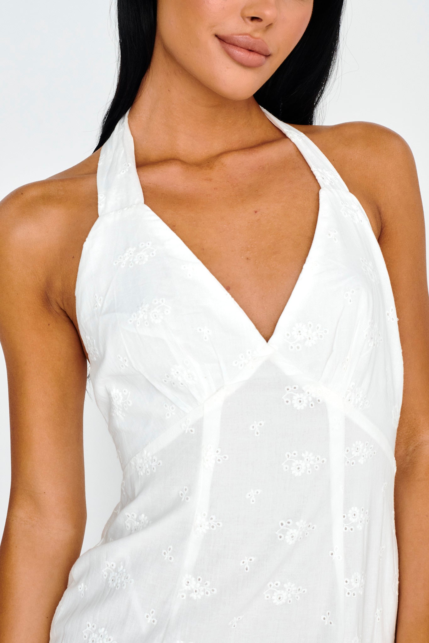 Lavara Halterneck Midi Dress White-Maymioy