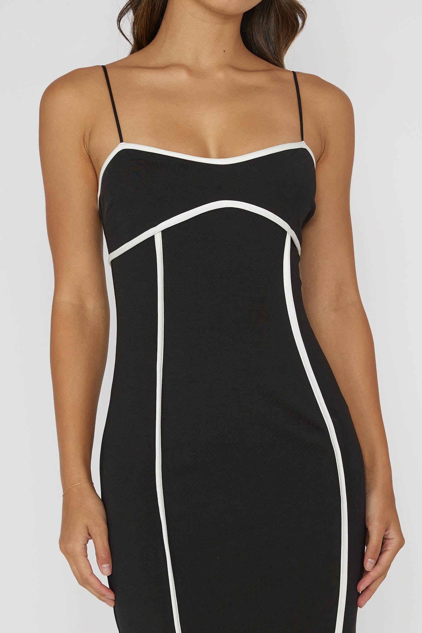 Justyna Contrast Piping Trim Midi Dress Black-Maymioy