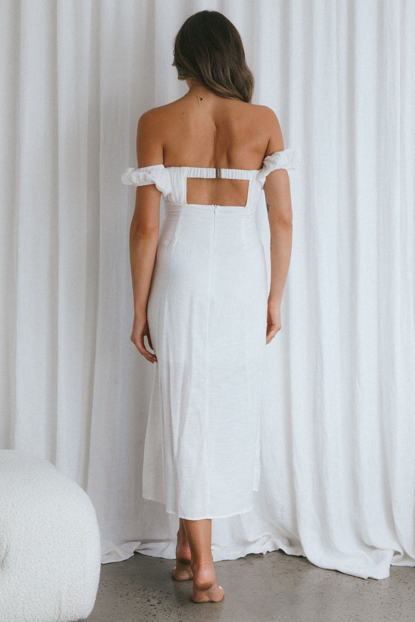 Nico Off-Shoulder Split Midi Dress White-Maymioy