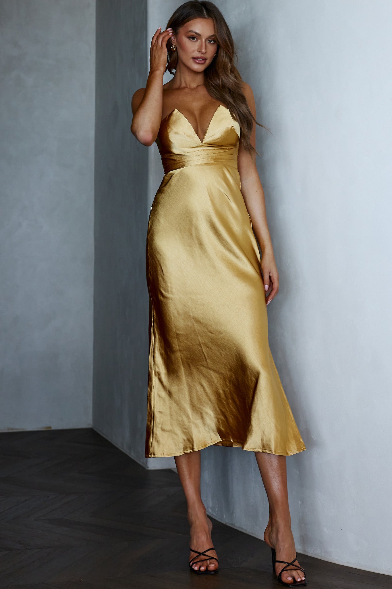 Ma Jolie Strapless Midi Dress Gold-Maymioy