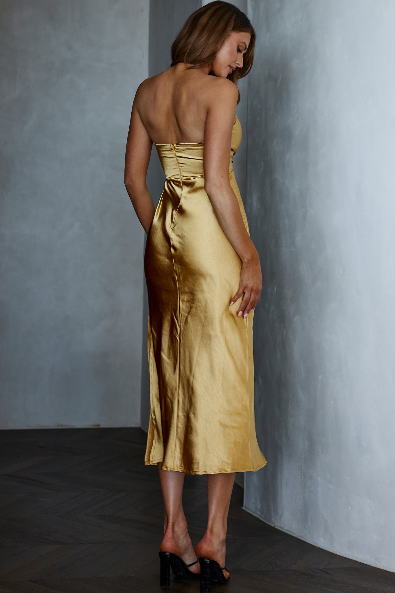 Ma Jolie Strapless Midi Dress Gold-Maymioy