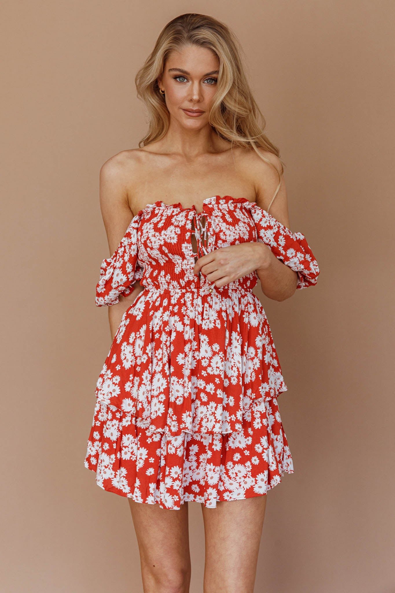 Buongiorno Bella Shirred Lace Up Mini Dress Floral Red-Maymioy