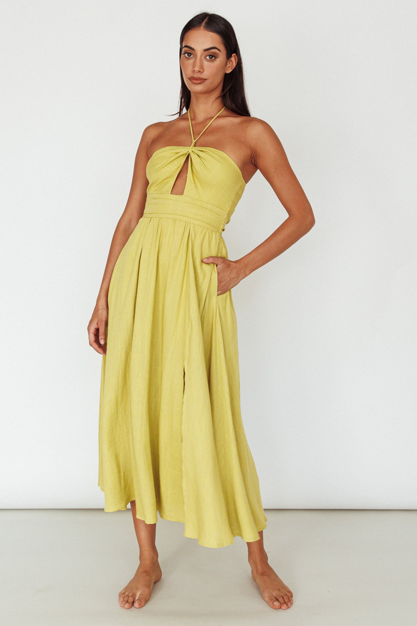 Maravilhosa Keyhole Halter Midi Dress Lime-Maymioy