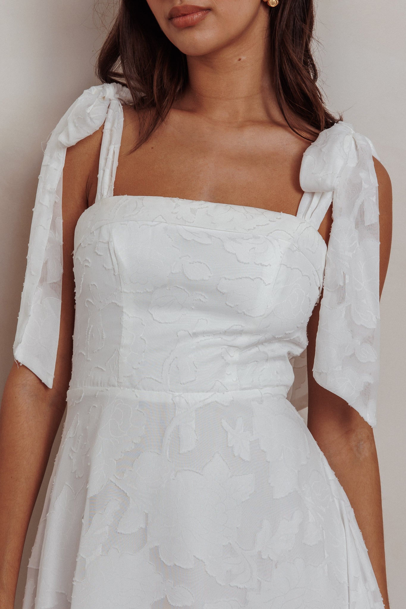 Jeanie Bow Shoulder Midi Dress Embossed White-Maymioy
