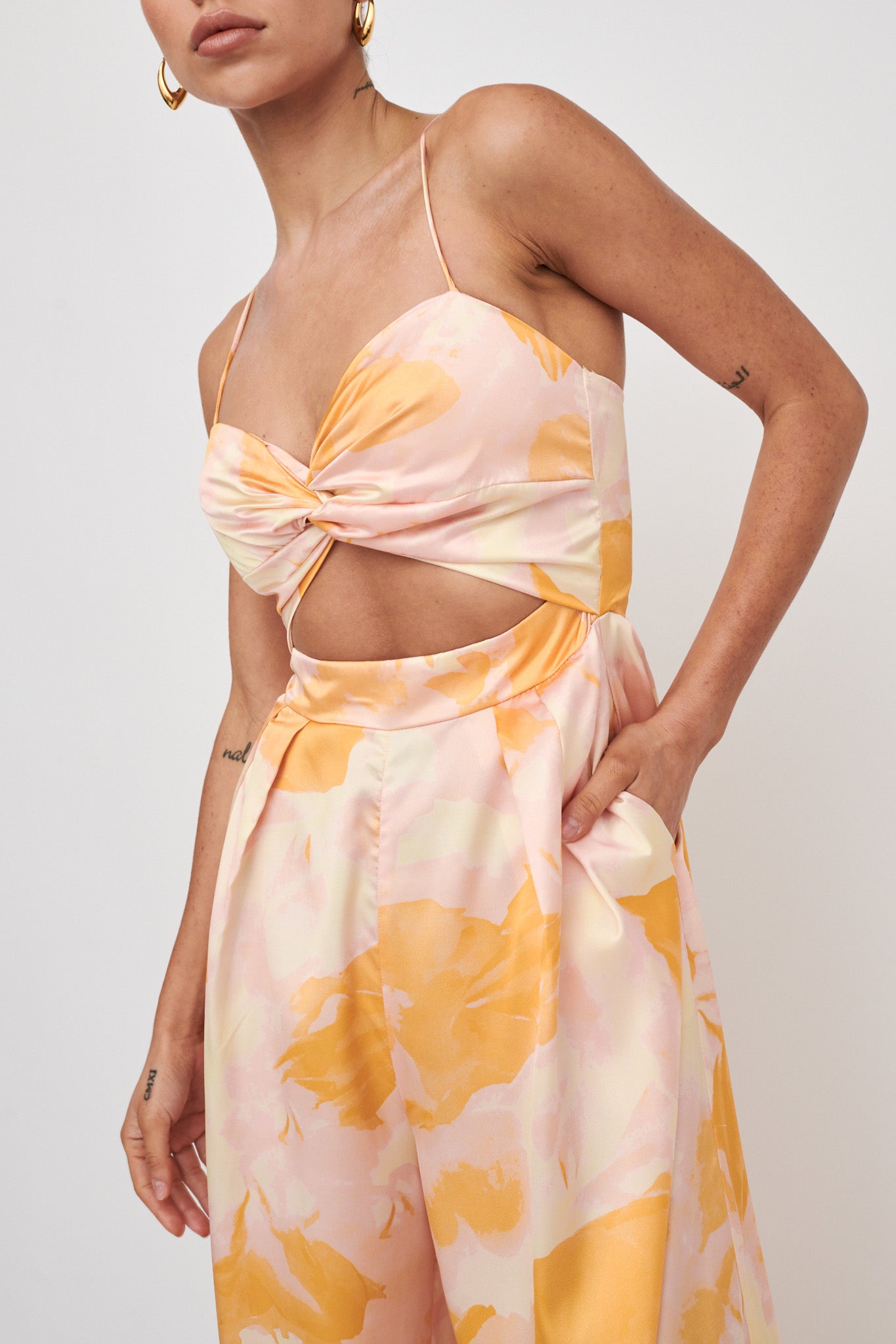 Tammi Cut-Out Waist Jumpsuit Abstract Yellow-Maymioy