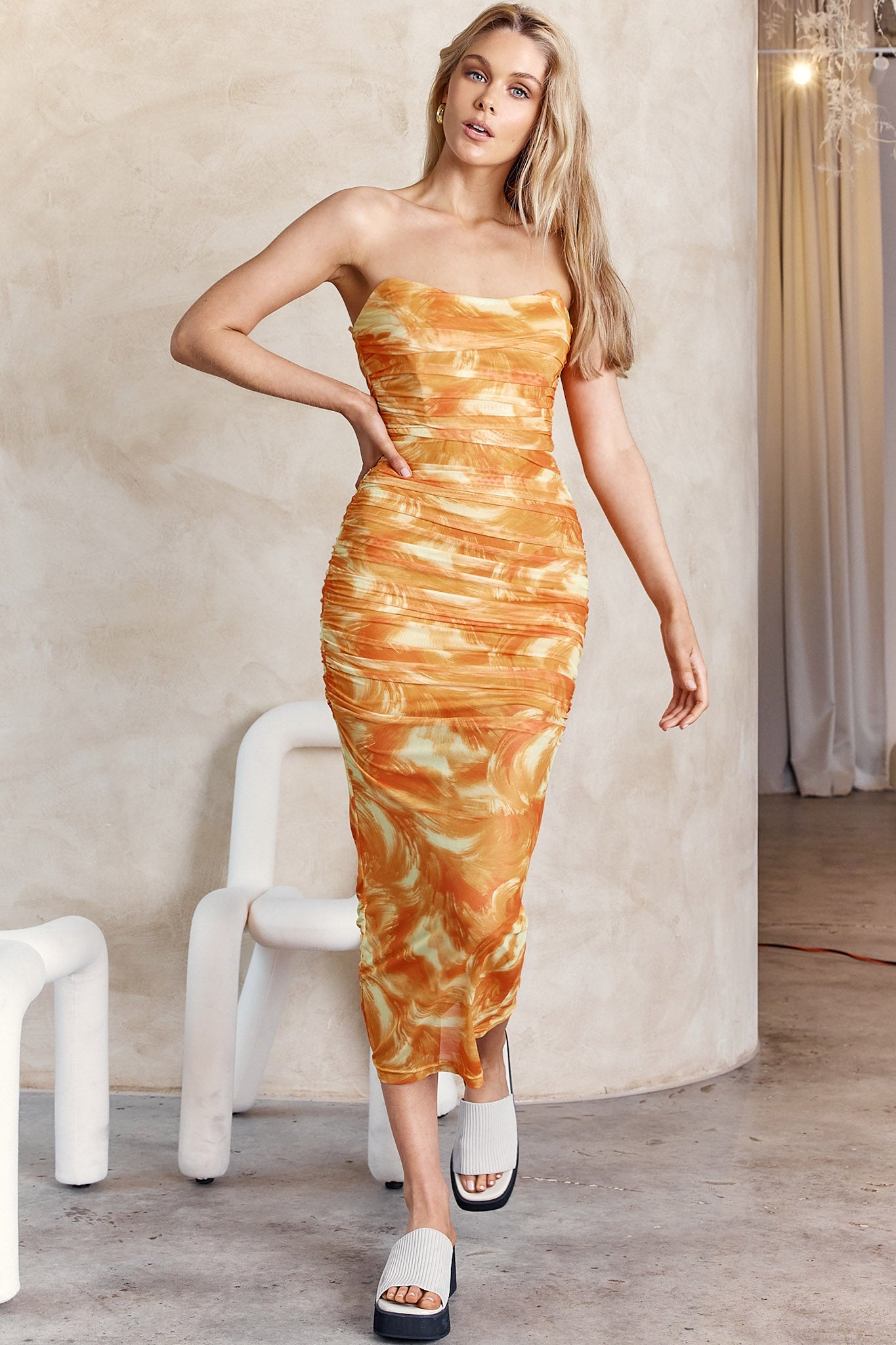 Logan Strapless Ruched Midi Dress Orange-Maymioy