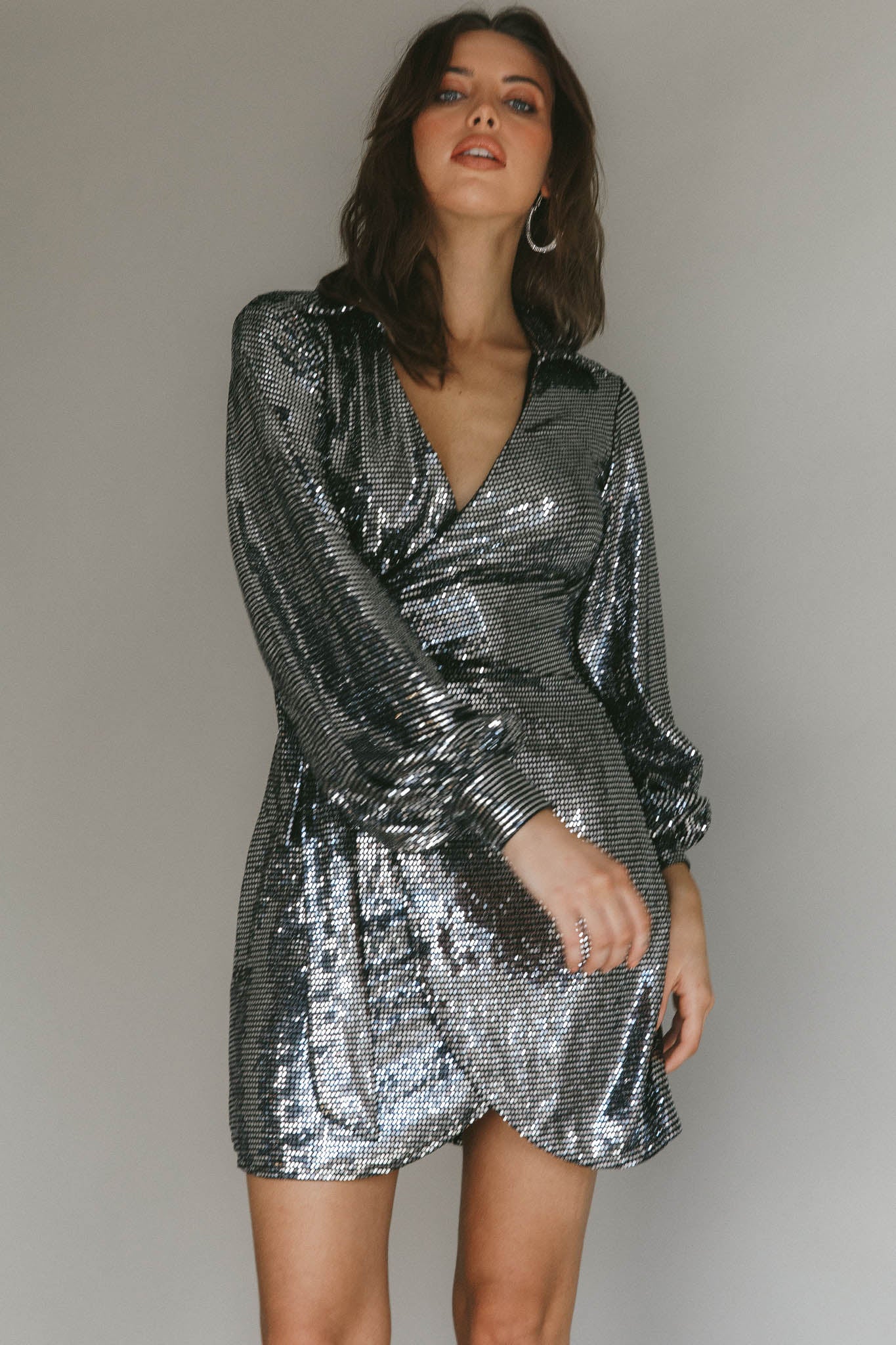 Ruma Faux Wrap Shirt Dress Sequin Metal-Maymioy