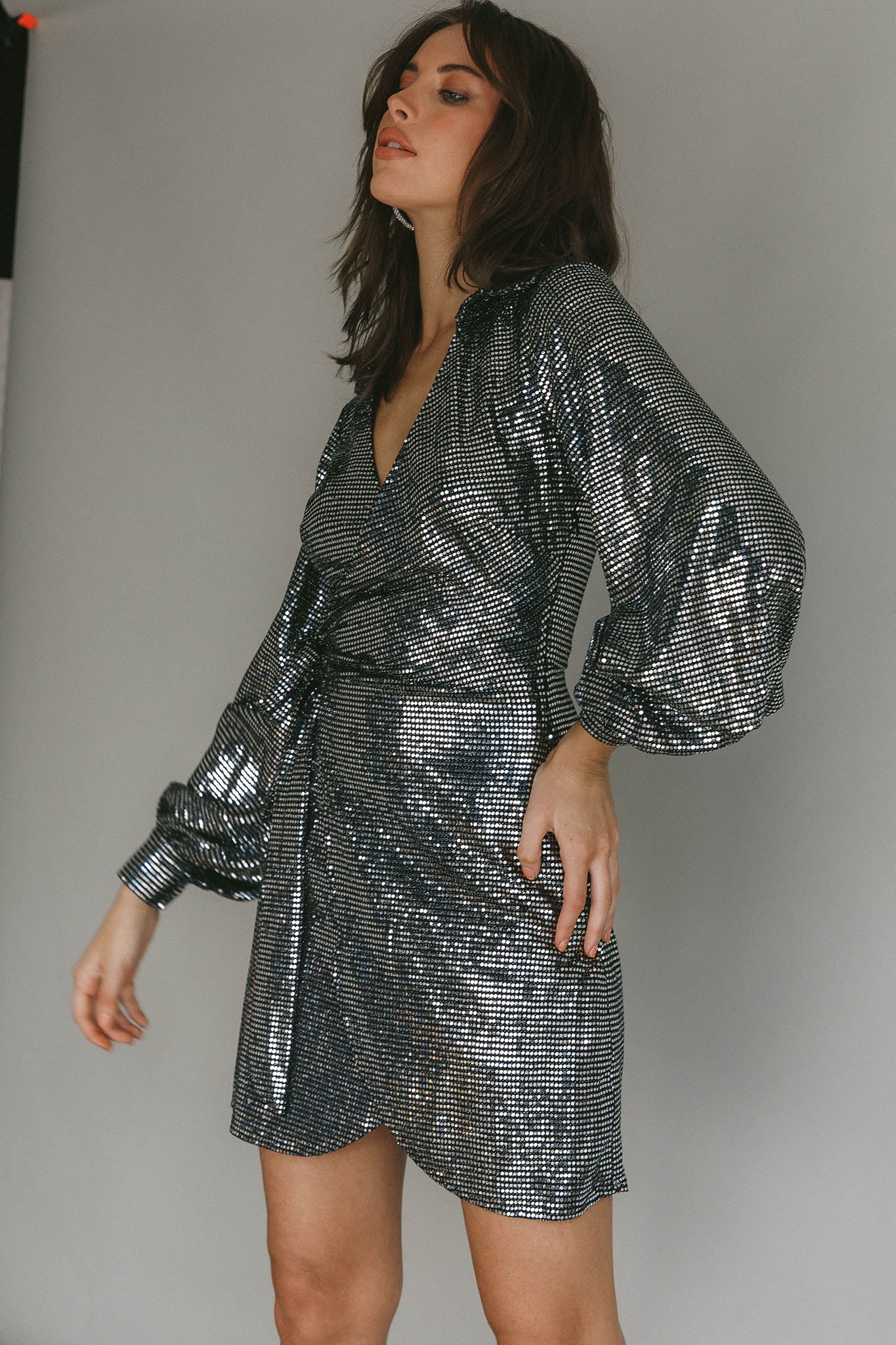 Ruma Faux Wrap Shirt Dress Sequin Metal-Maymioy
