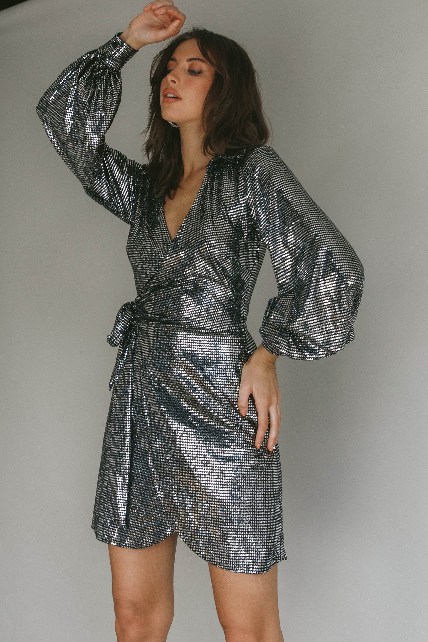 Ruma Faux Wrap Shirt Dress Sequin Metal-Maymioy