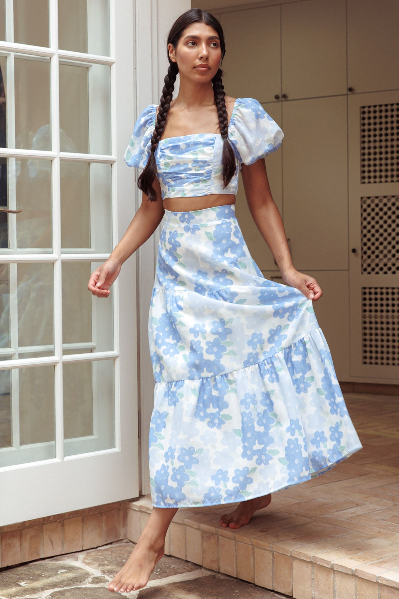The Moment Maxi Skirt Floral Blue-Maymioy