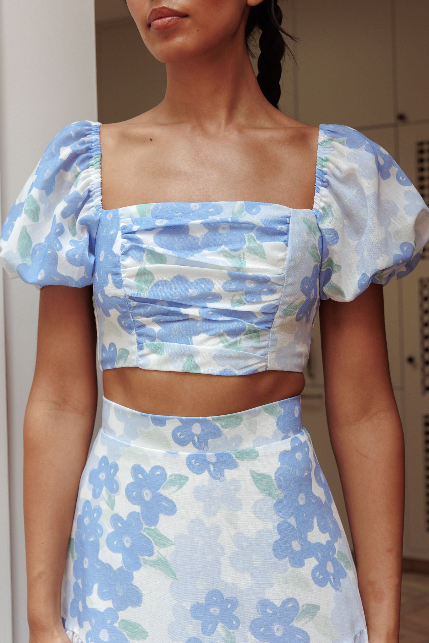 The Moment Puff Sleeve Crop Top Floral Blue-Maymioy