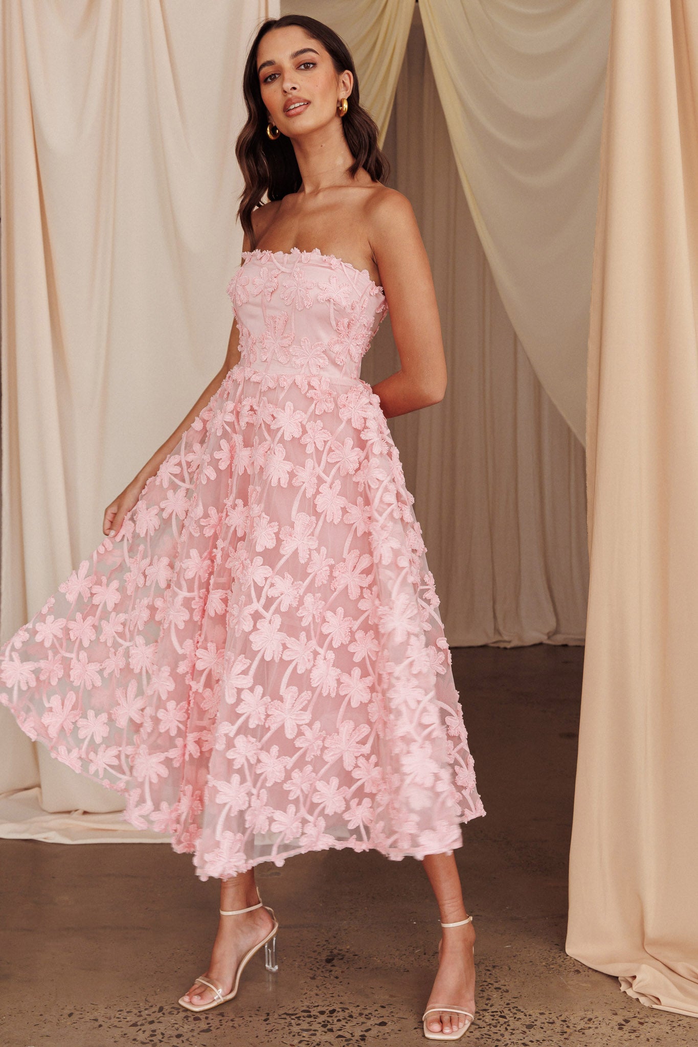 Dori Floral Embellished Midi Dress Blush-Maymioy