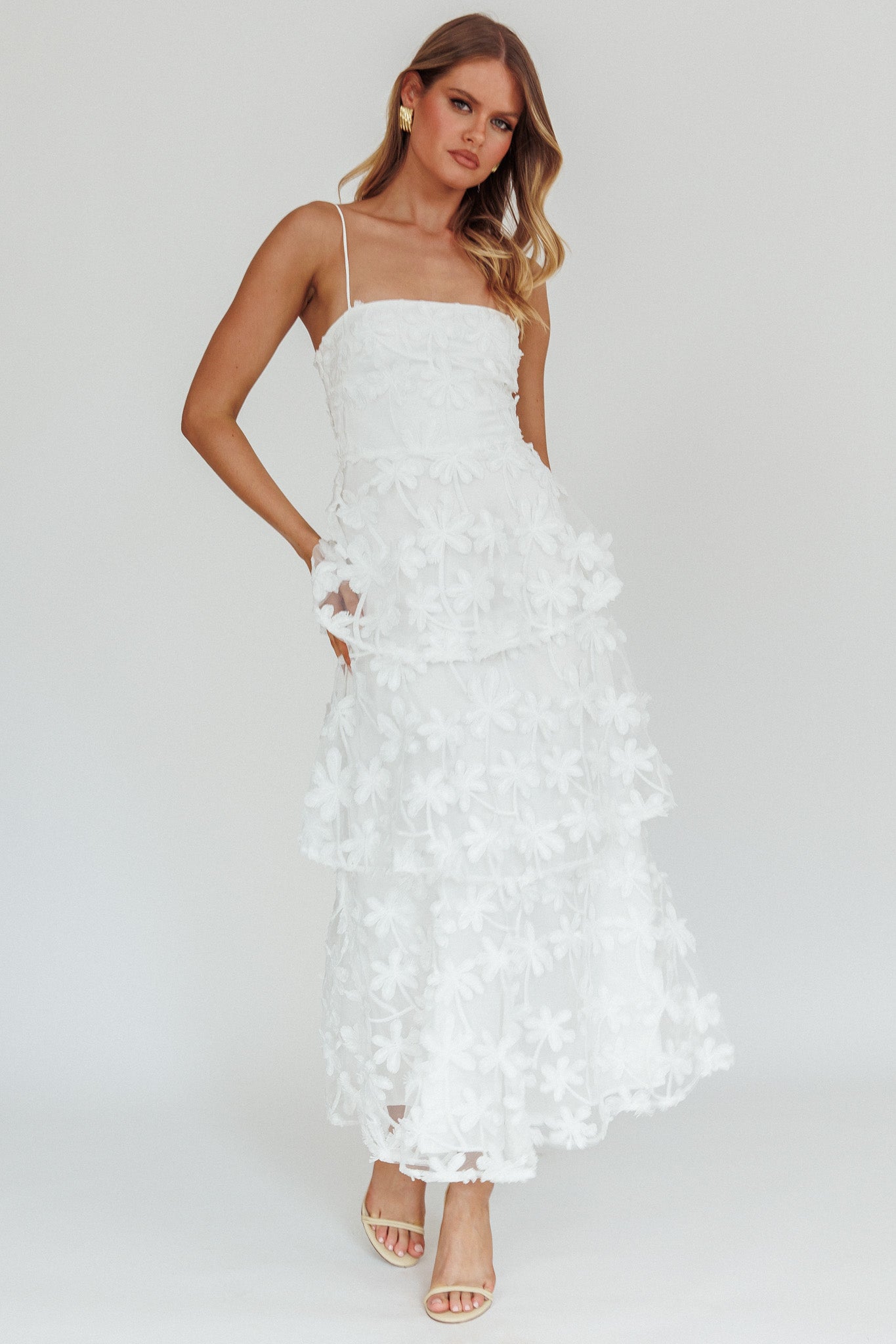 Dori Floral Embellished Maxi Dress White-Maymioy