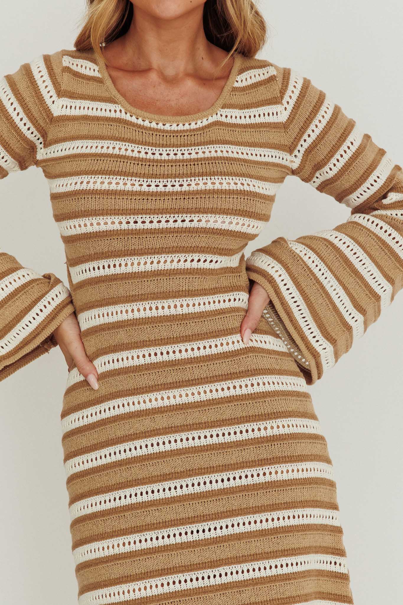 Meredith Long Sleeve Cut-Out Maxi Dress Chocolate-Maymioy