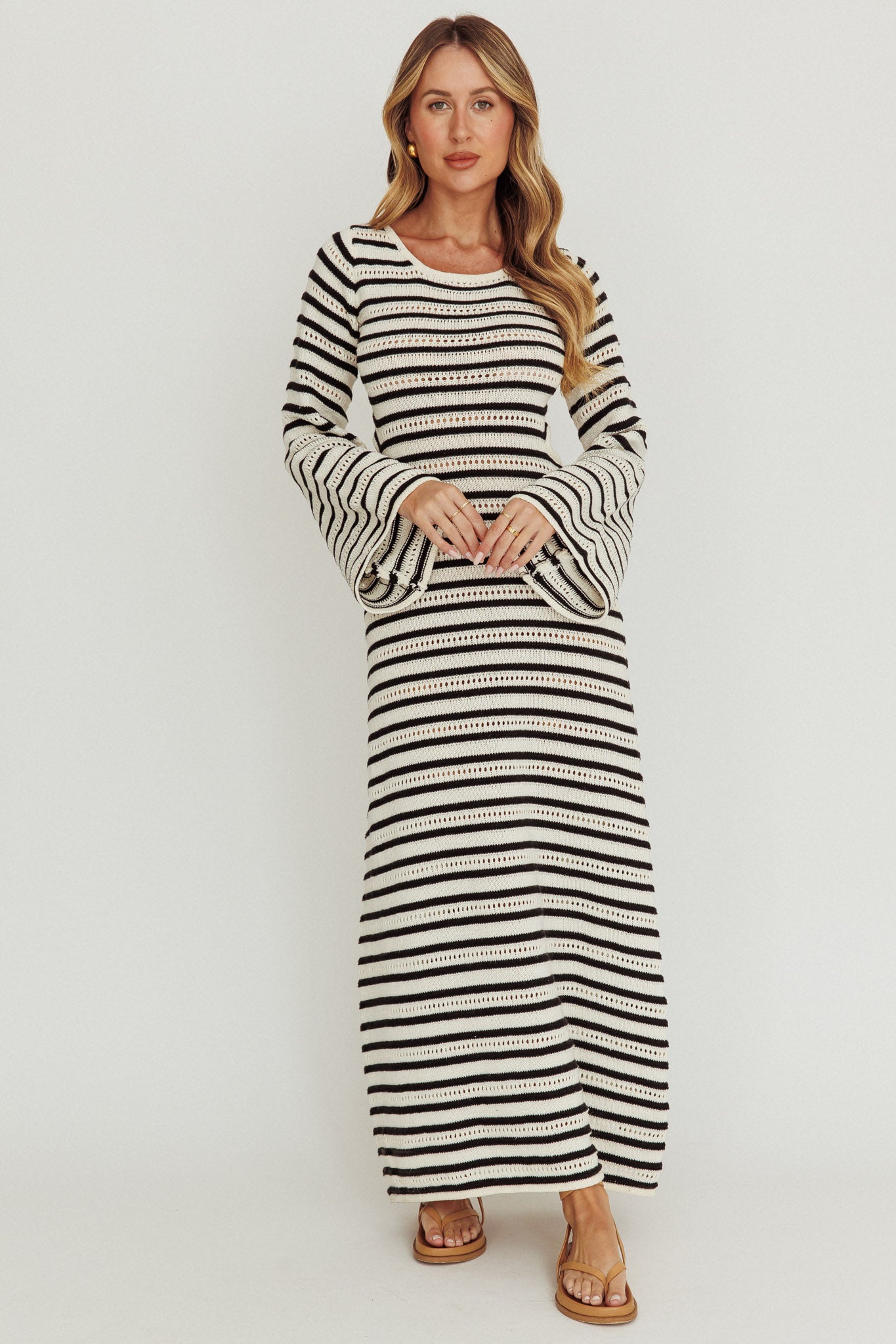 Meredith Long Sleeve Cut-Out Maxi Dress Cream Black-Maymioy