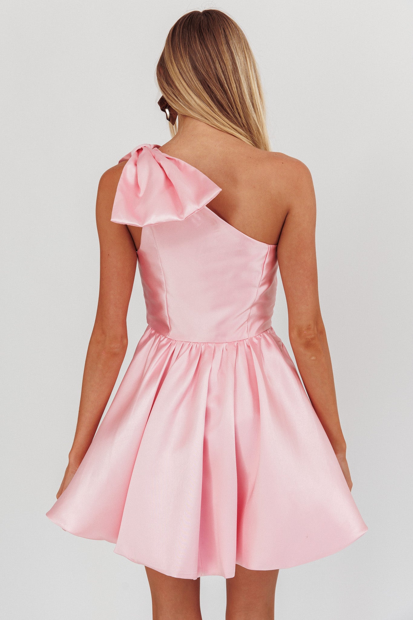 Athens Shoulder Bow Bubble Hem Mini Dress Blush-Maymioy
