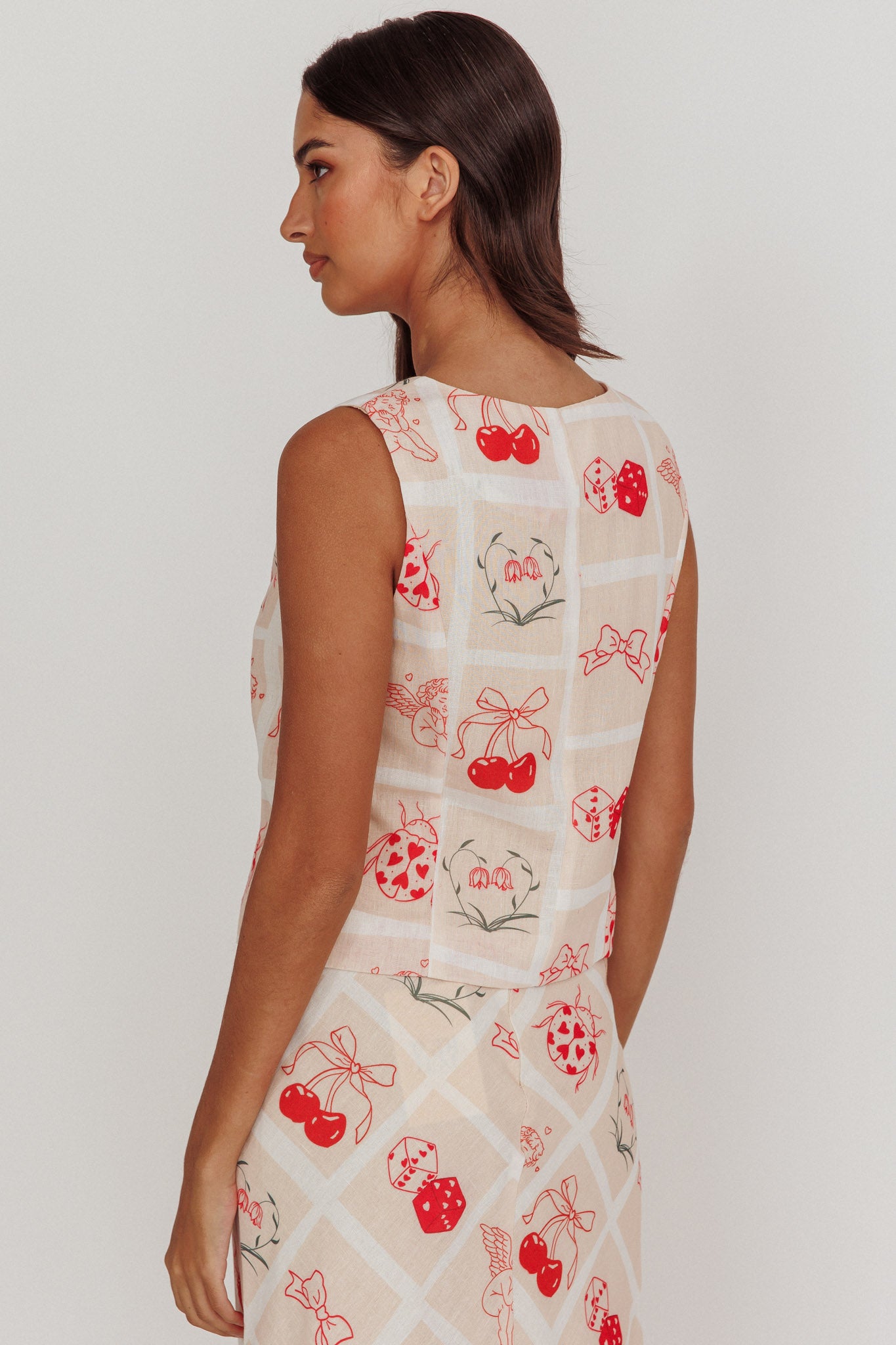 Flowering Romantic Print Sleeveless Vest Beige-Maymioy