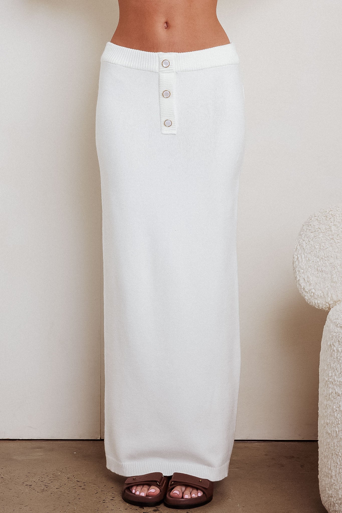 Autumn Breeze Knit Maxi Skirt Off White-Maymioy